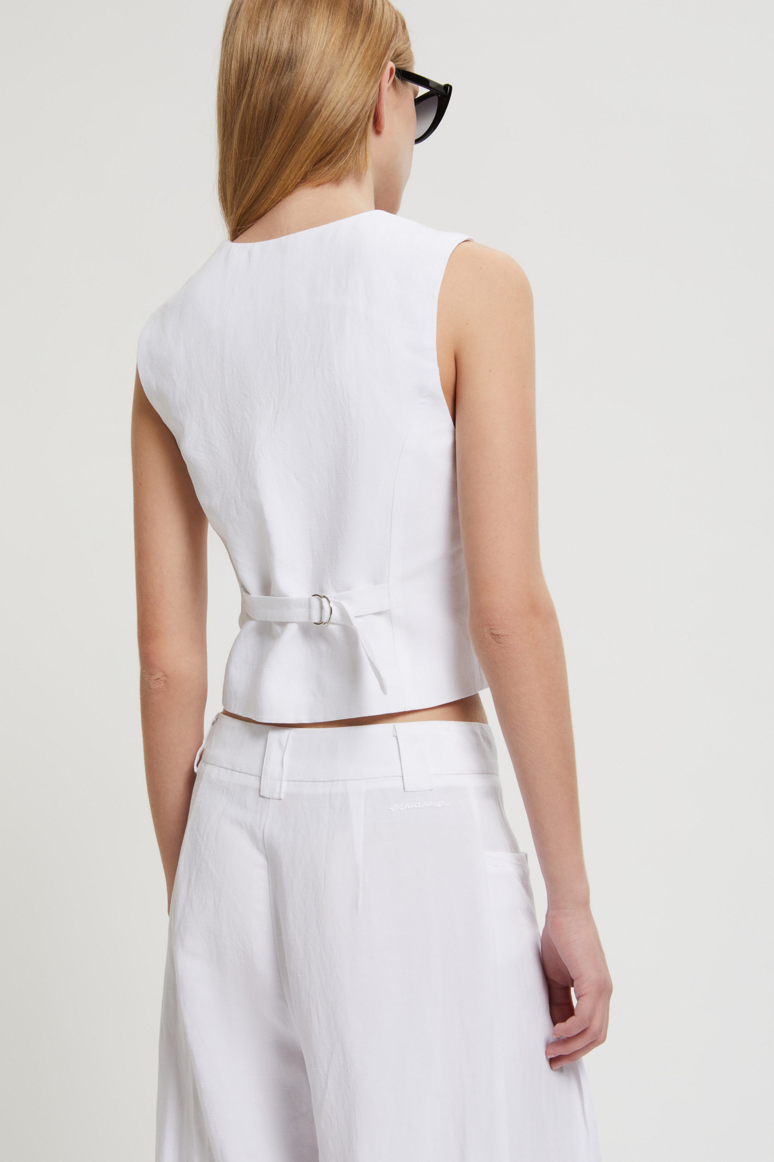 Image of GILET IN MISTO LINO CON TAGLI A BUSTIER