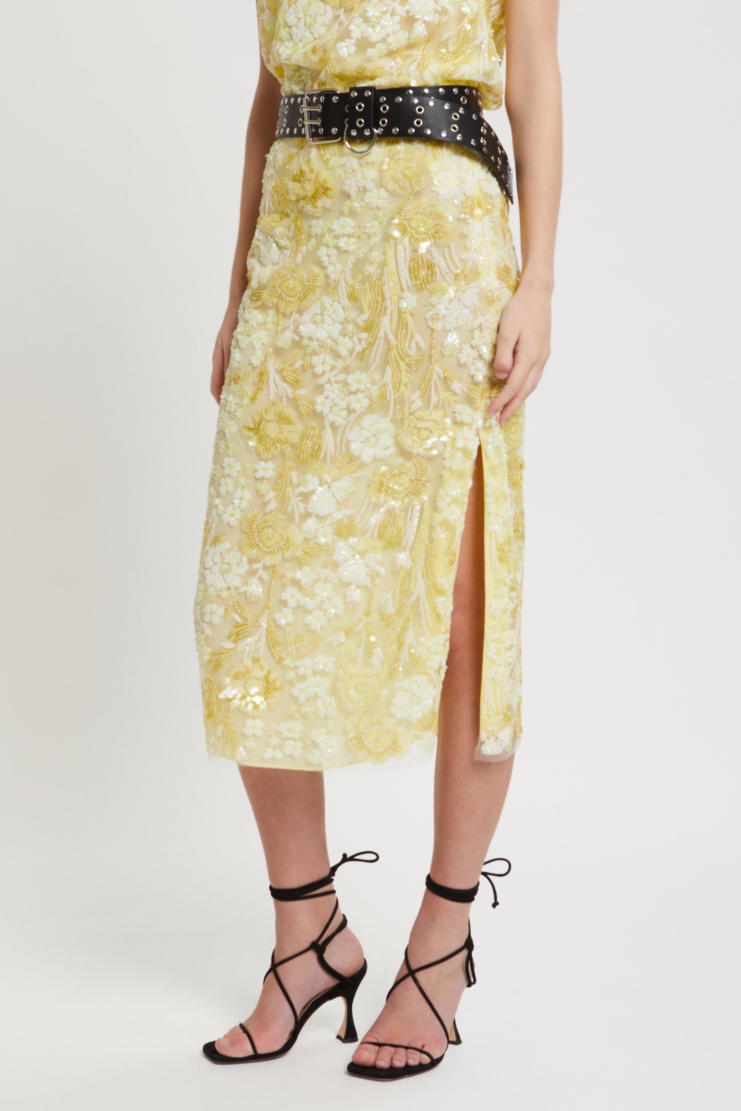 Image of SKIRT WITH SEQUINED FLOWERS