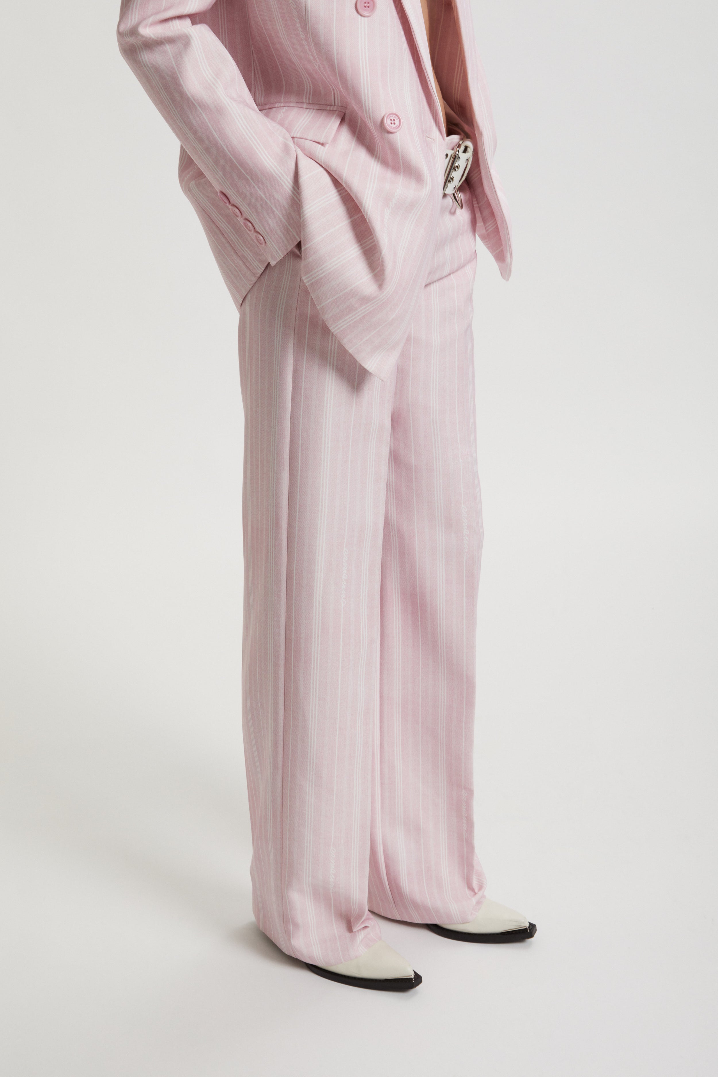 Image of PANTALONI  GESSATI LOGATI DI CADÌ