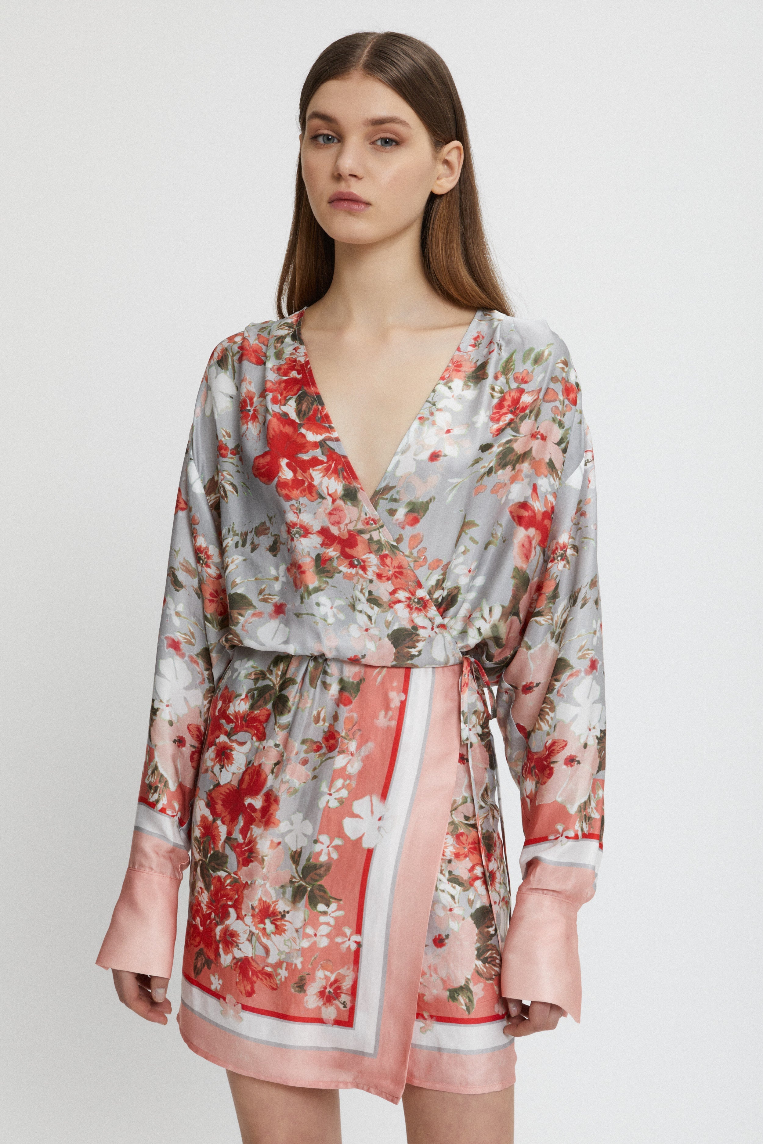 Image of ABITO IN RASO CON STAMPA FOULARD FLOREALE