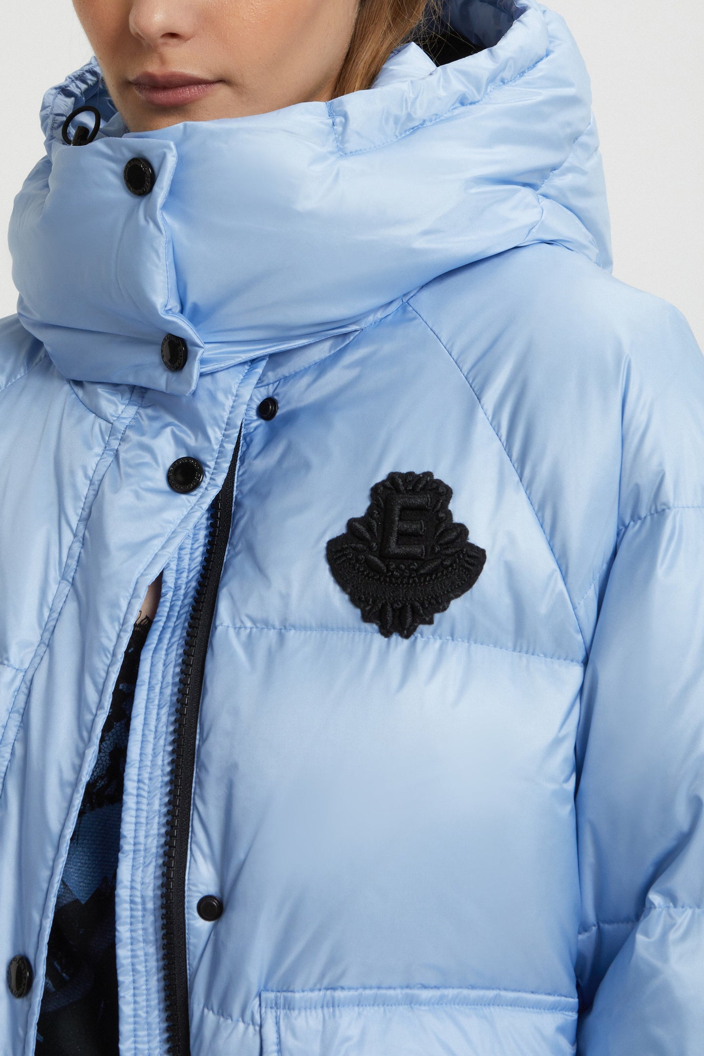 CROPPED BICOLOR DOWN JACKET