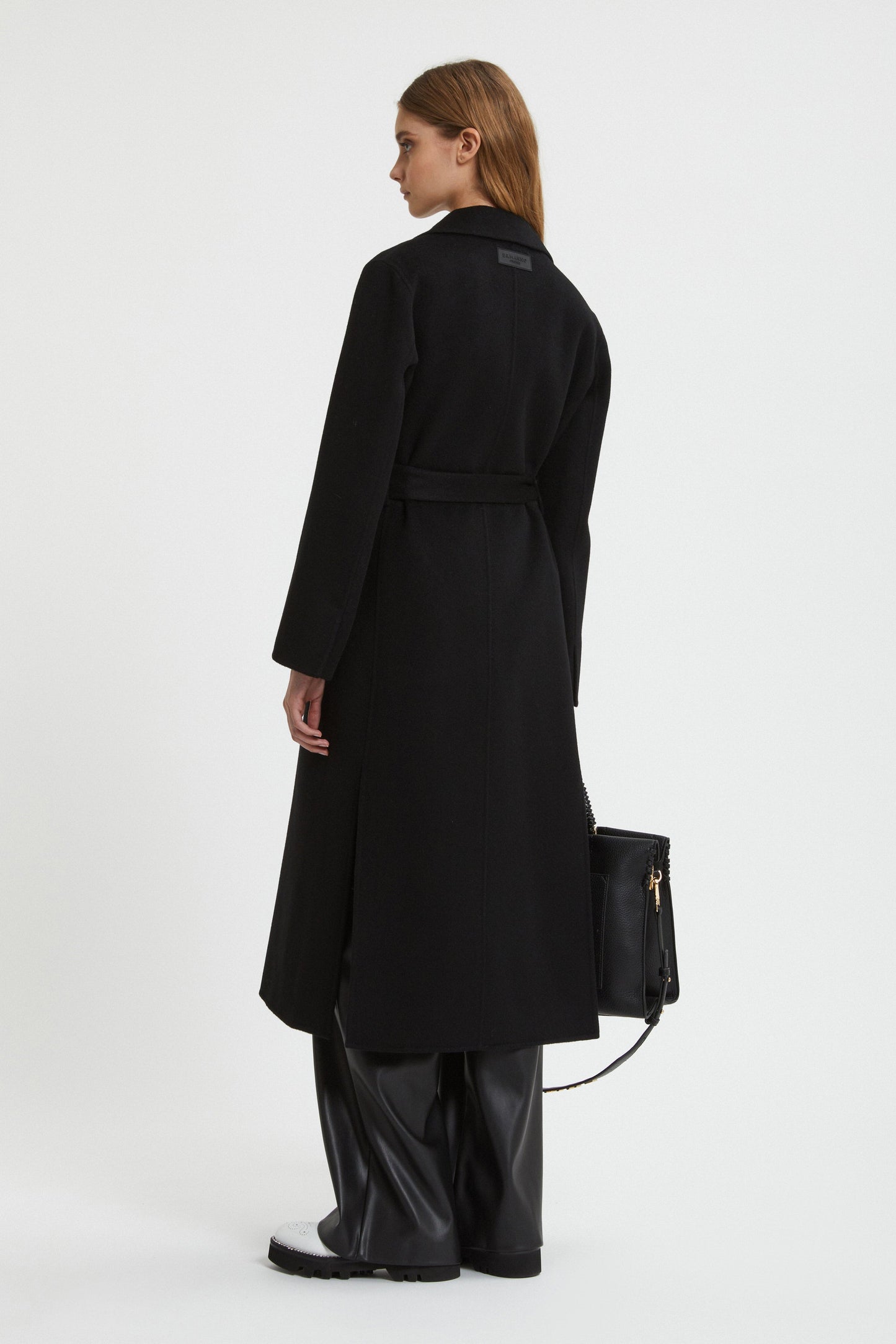 COAT WITH BELT