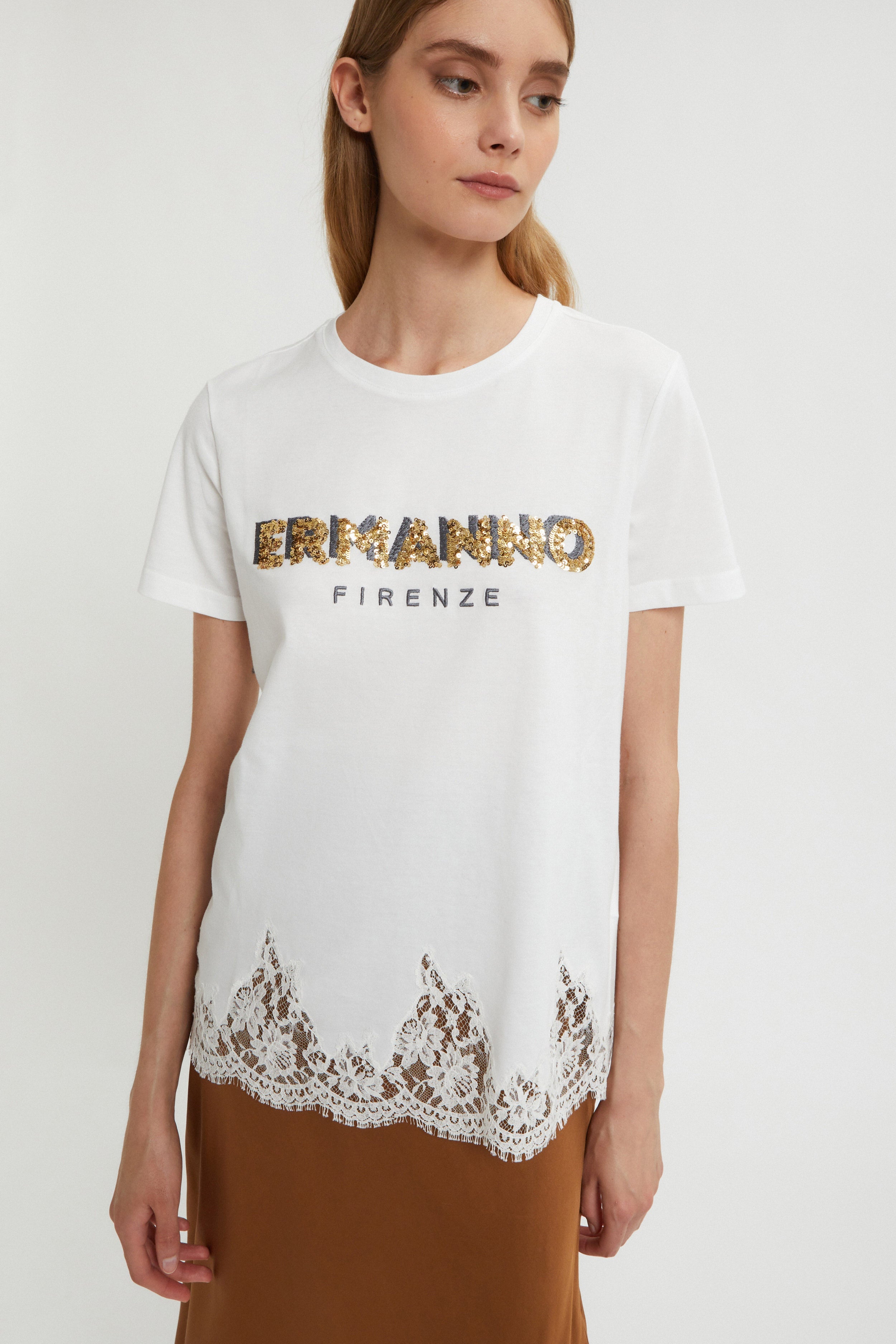 T-SHIRT AVEC BRODERIE EN PAILLETTES ET DENTELLE