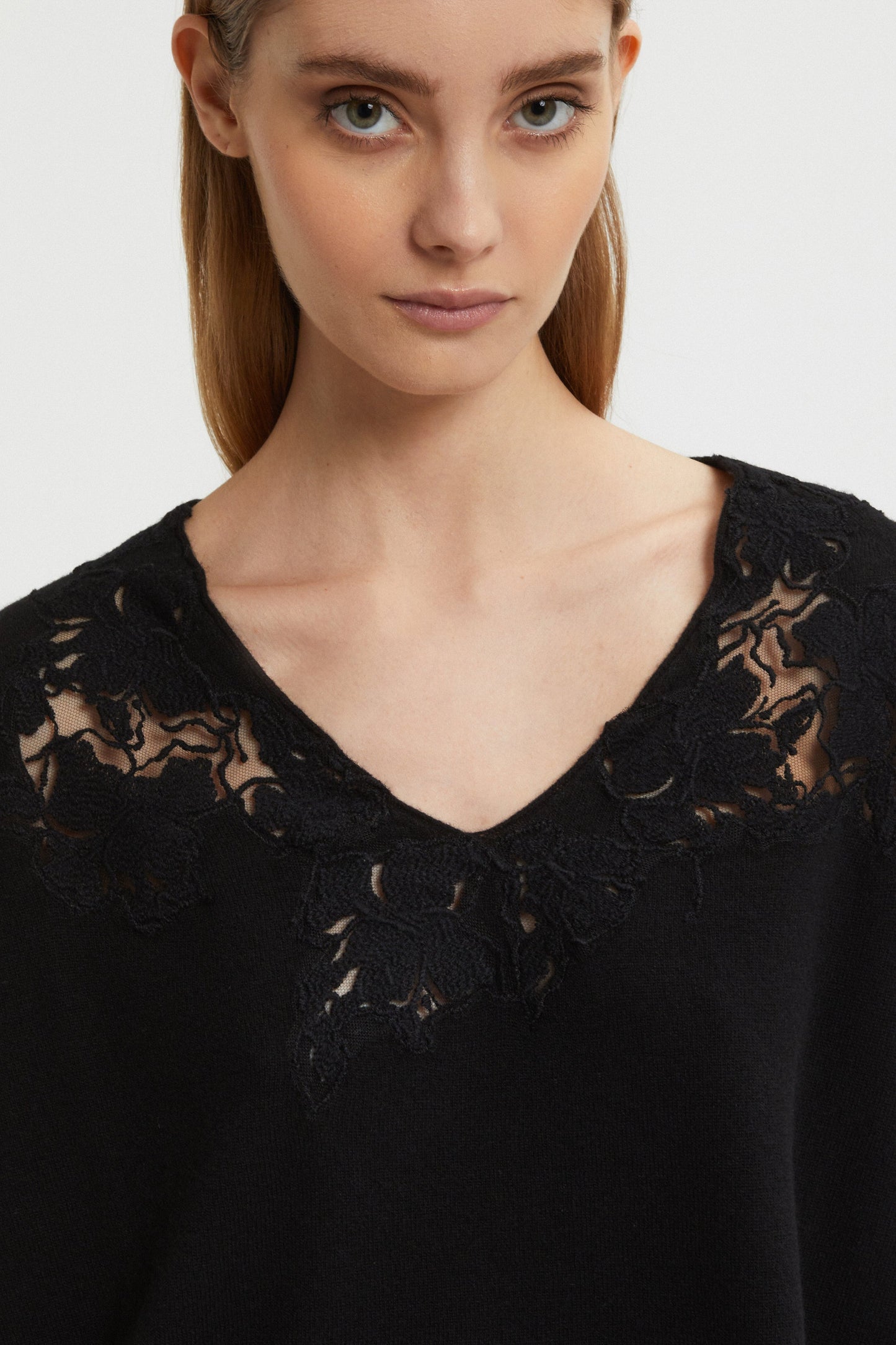 SWEATER WITH LACE