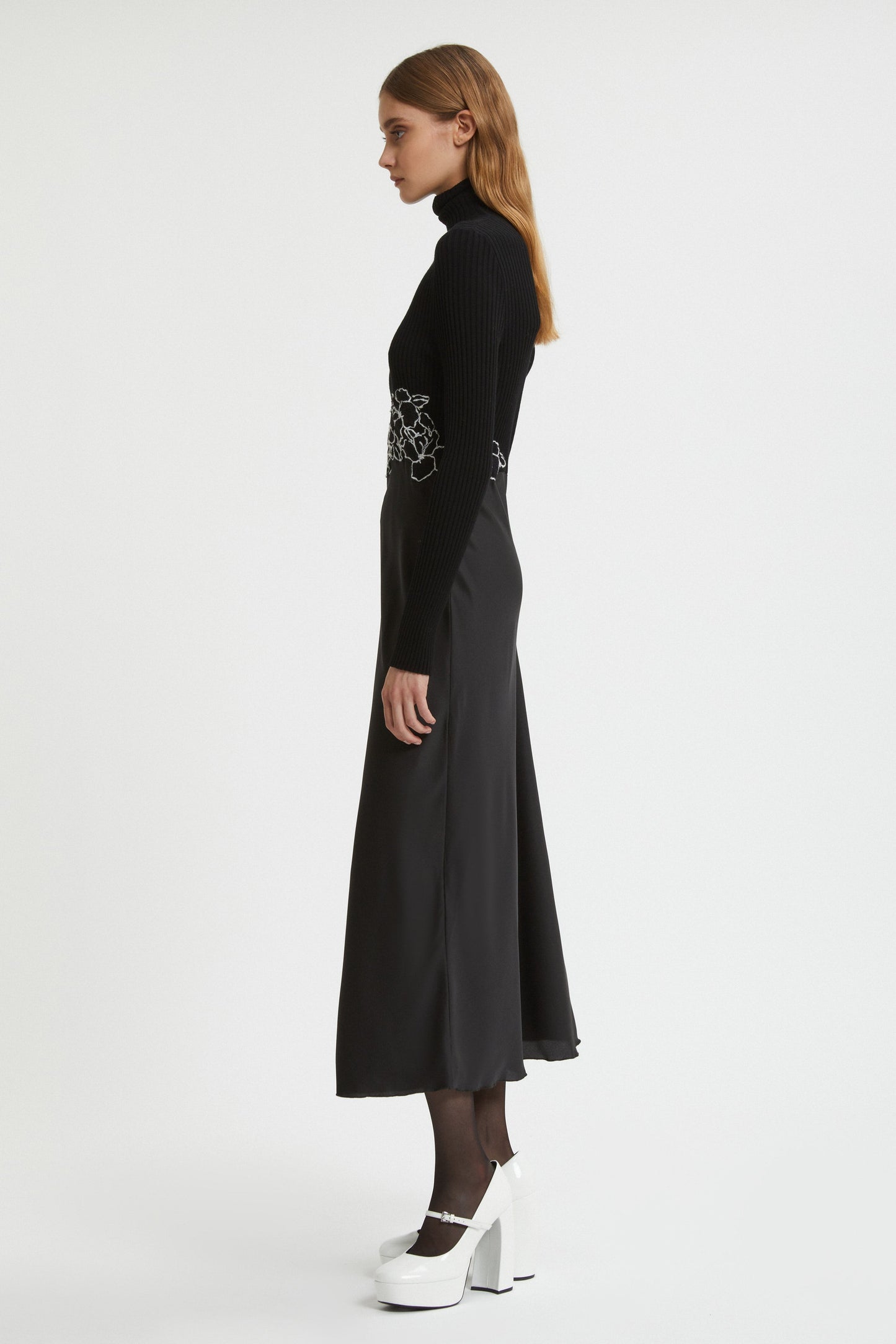 TURTLE NECK DRESS WITH SATIN SKIRT AND EMBROIDERY