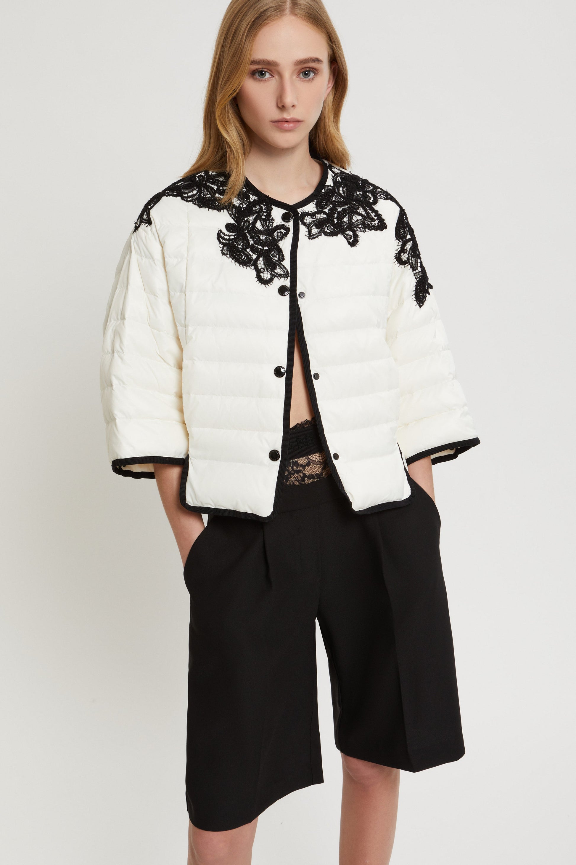 PIUMINO LEGGERO RICAMATO