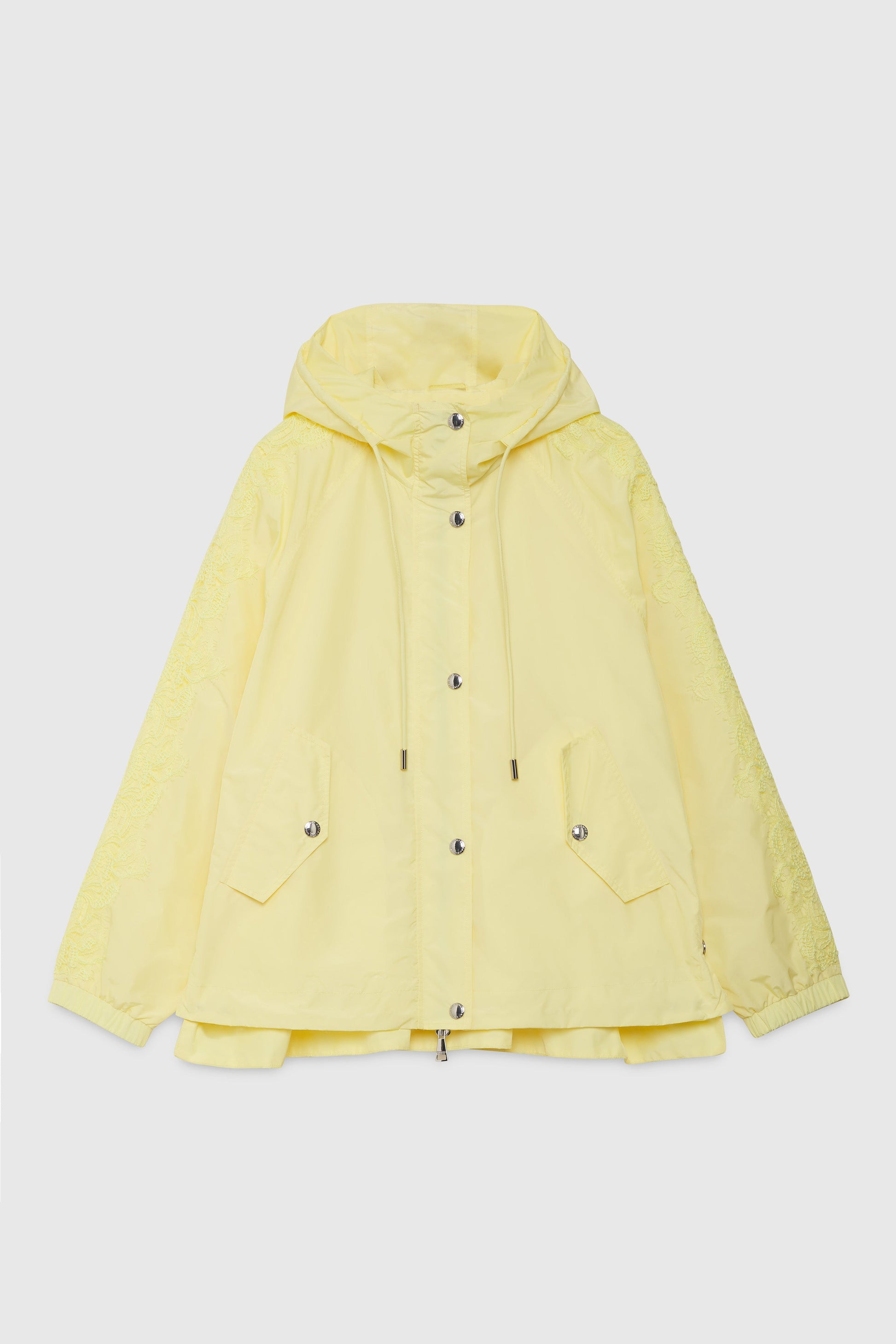 PARKA CORTO CON RICAMO