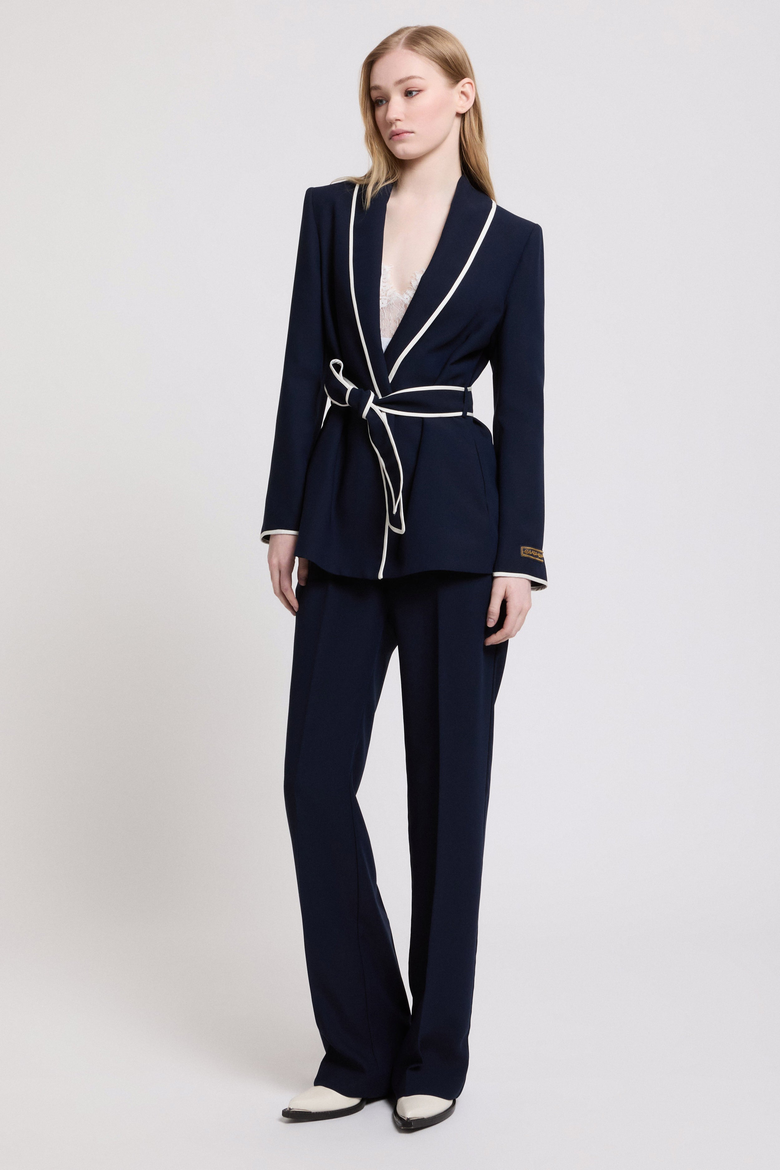 BLAZER IN CADÌ CON PROFILI E CINTURA