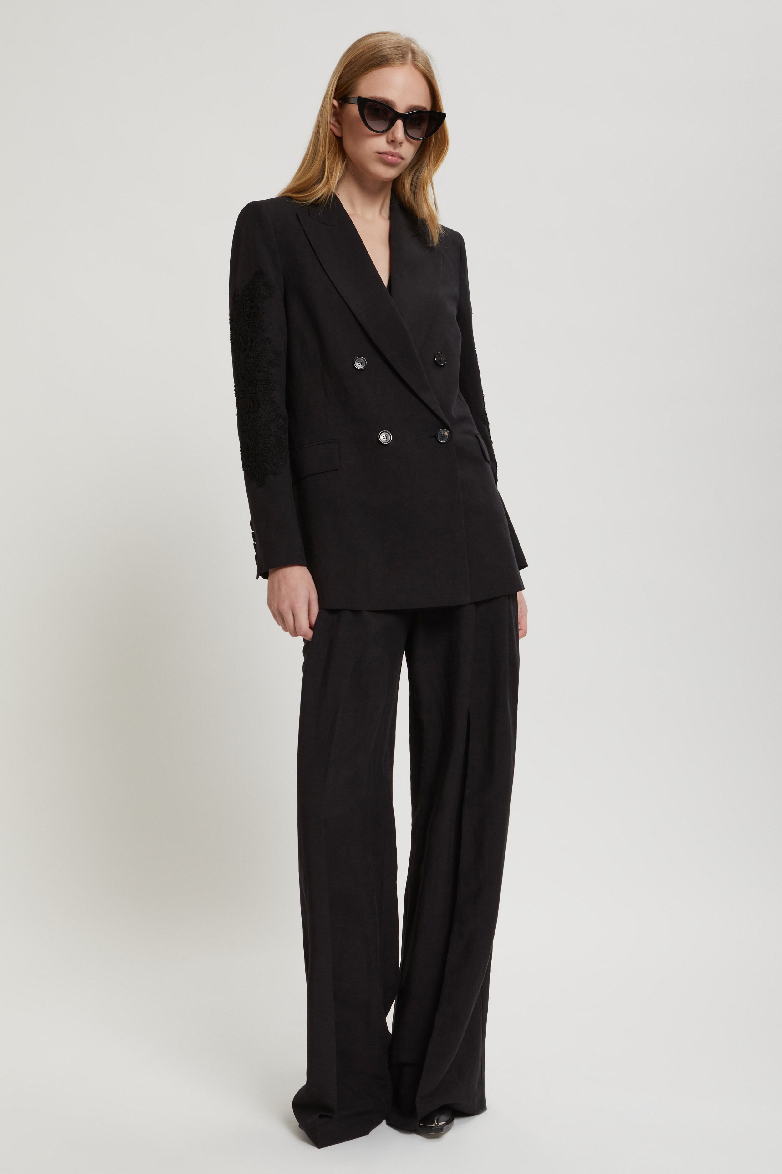 DOUBLE-BREASTED BLAZER WITH EMBROIDERY