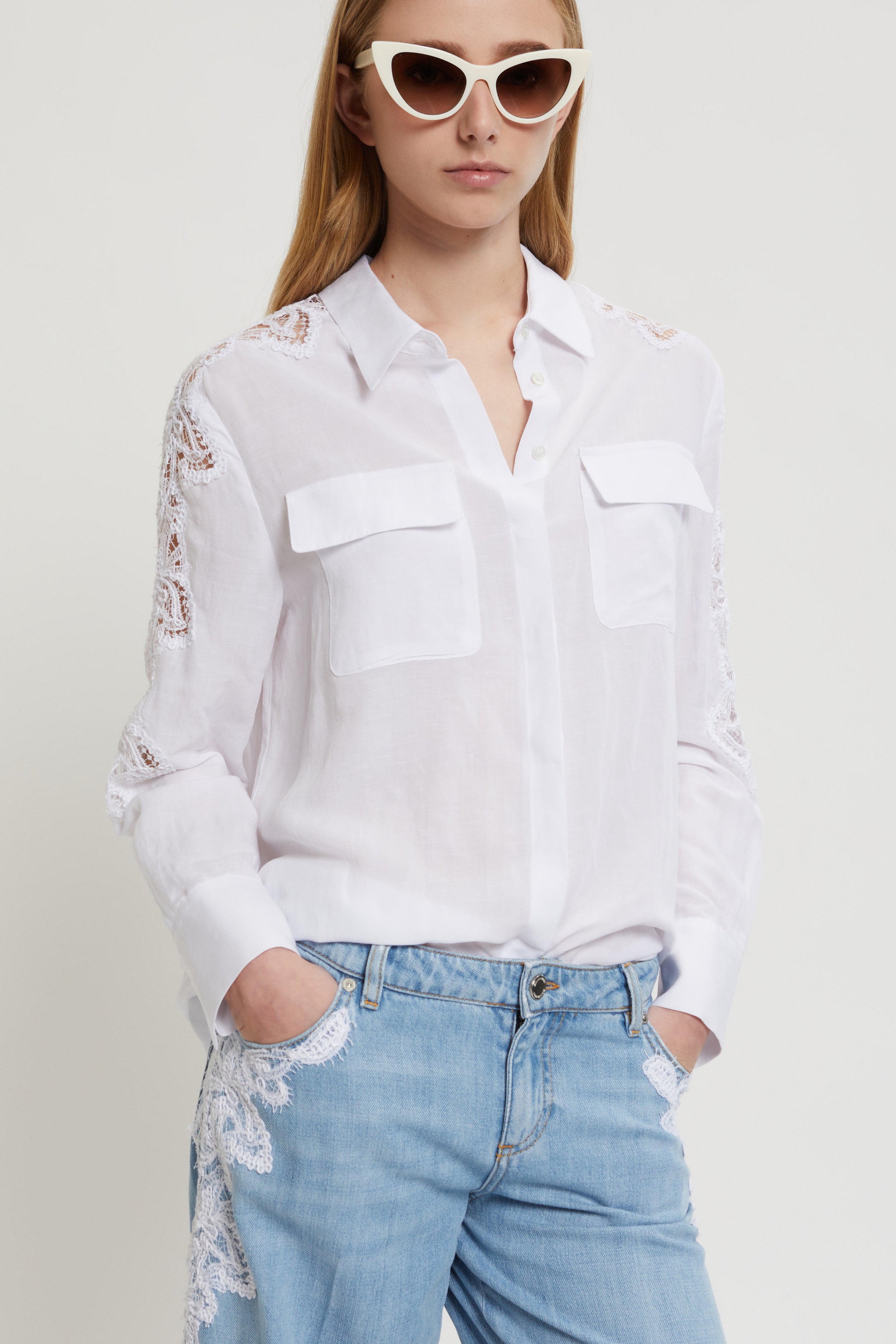 CAMICIA IN MISTO LINO CON RICAMI