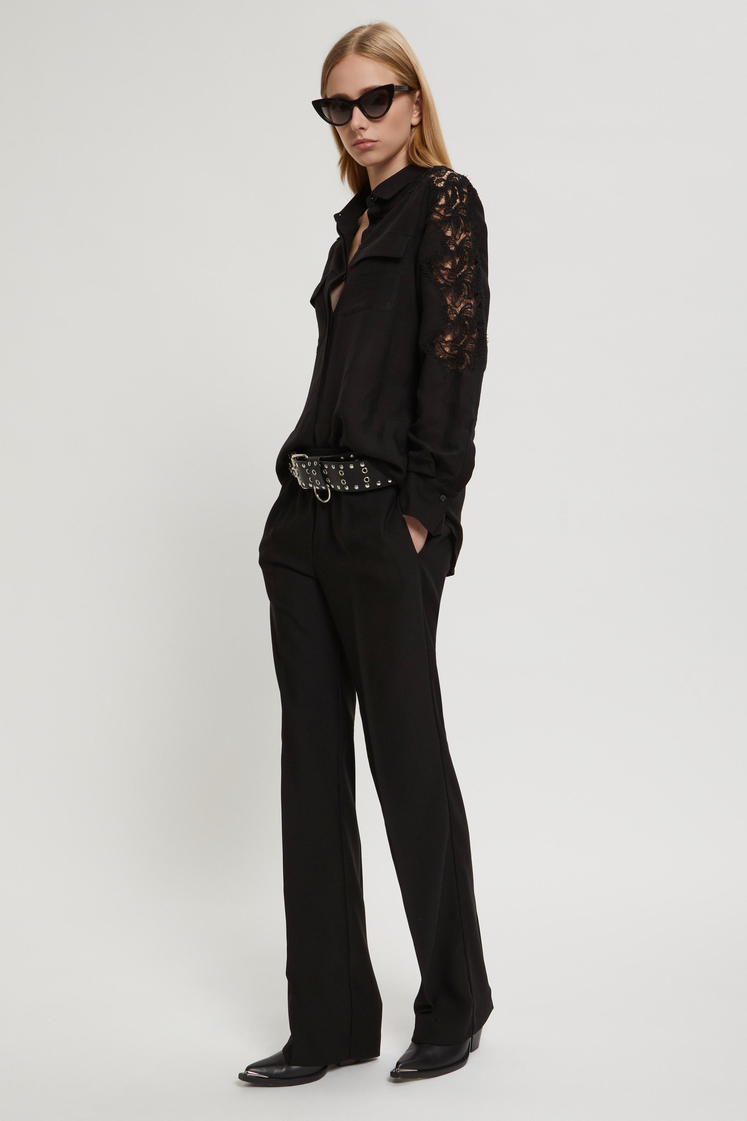 Image of CHEMISE EN MĖLANGE DE LIN AVEC BRODERIE