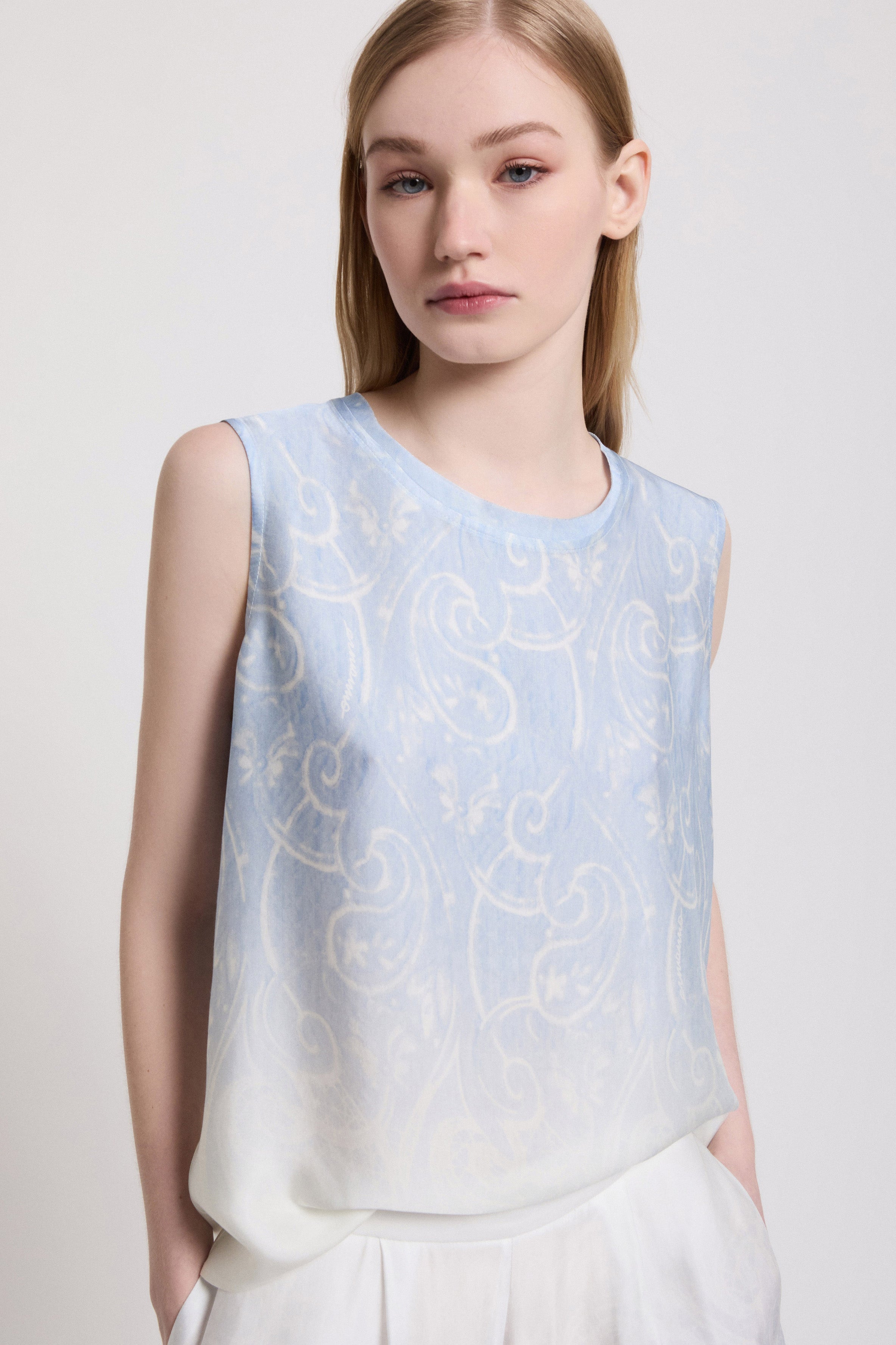 Image of SATIN PRINTED TOP 