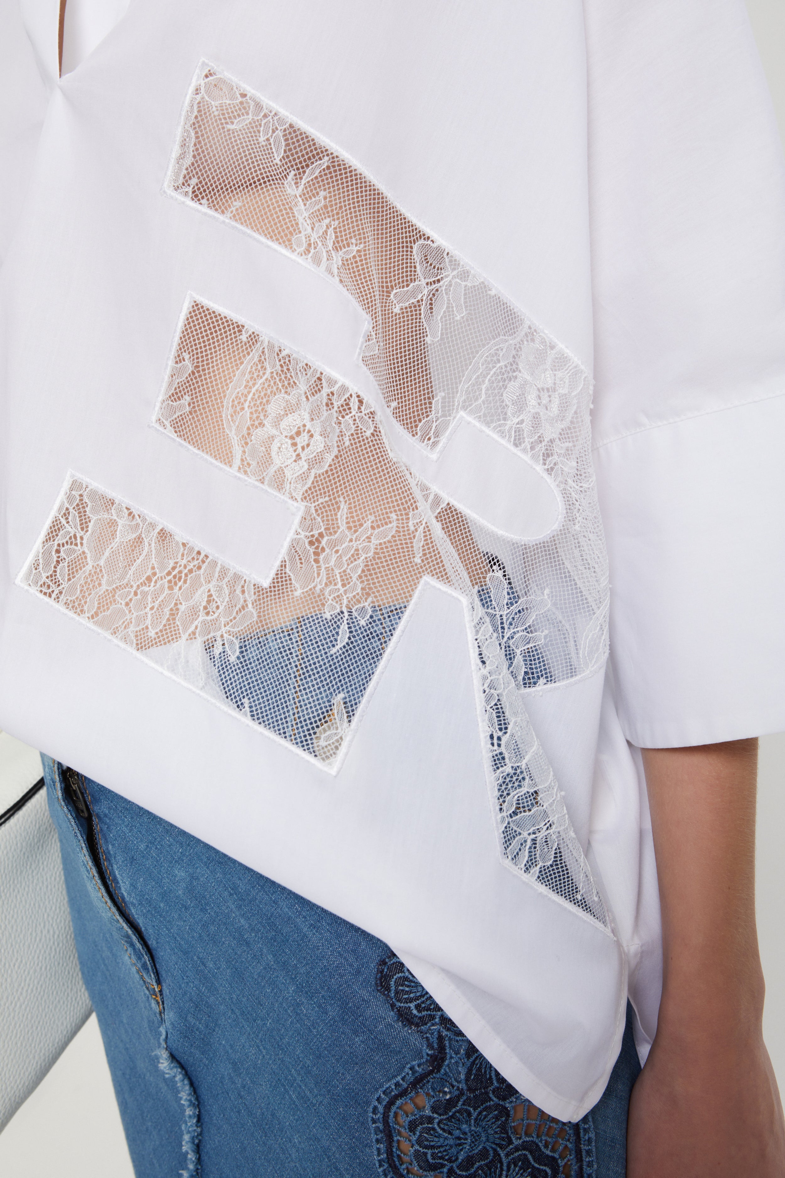 CAMICIA OVER CON LOGO DI PIZZO