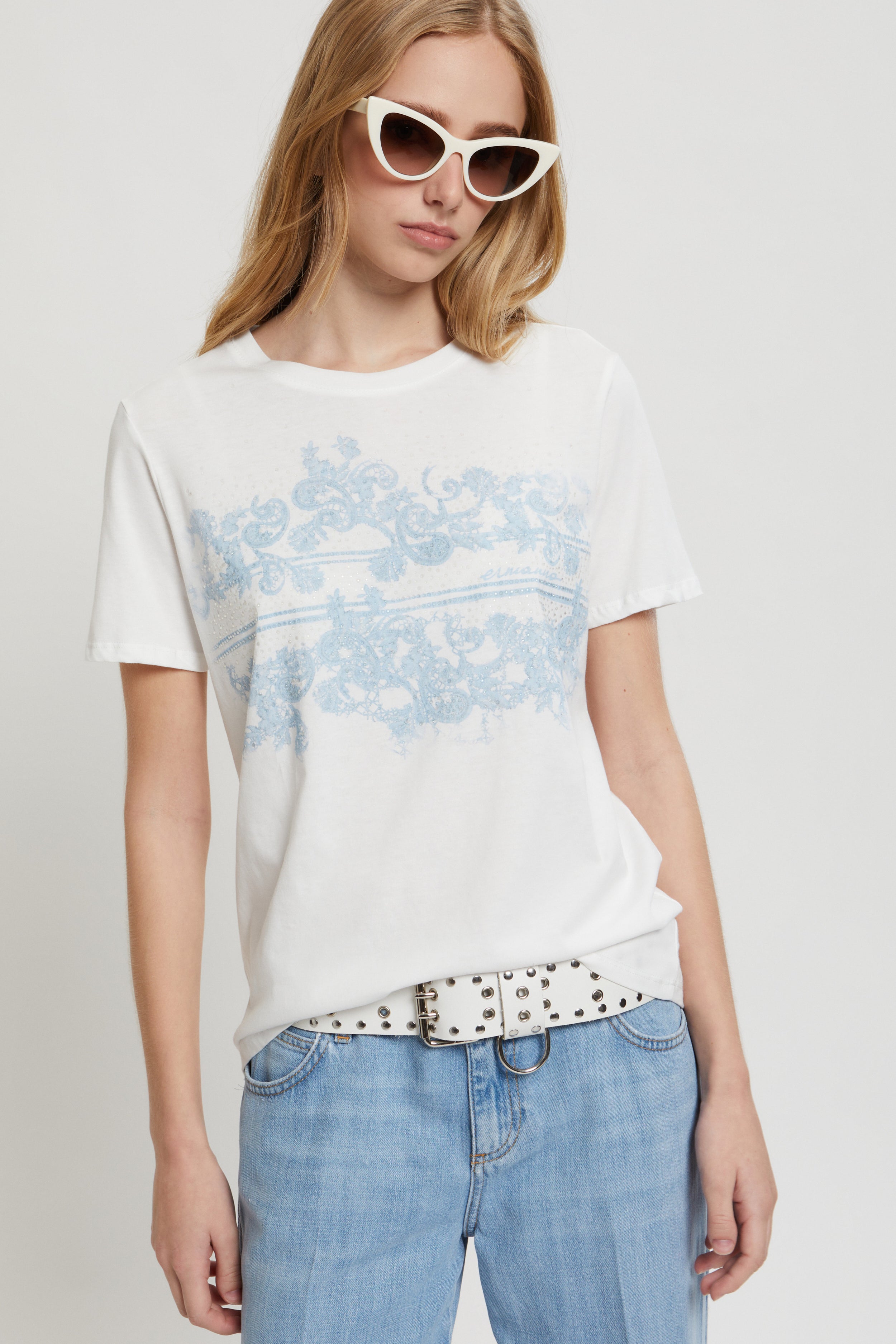 Image of T-SHIRT CON STAMPA E CRISTALLI