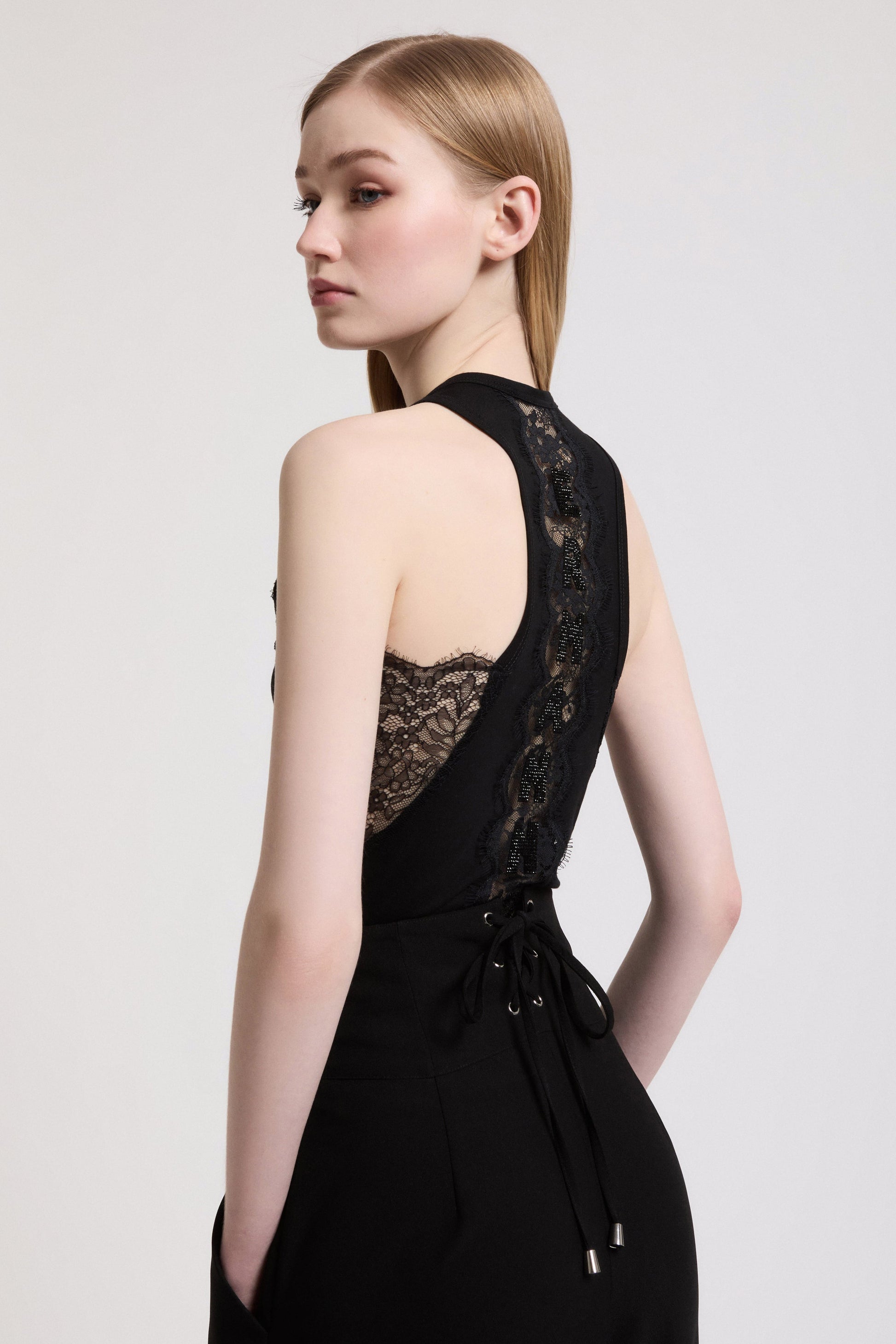 CANOTTIERA VOGATORE CON PIZZO E STRASS