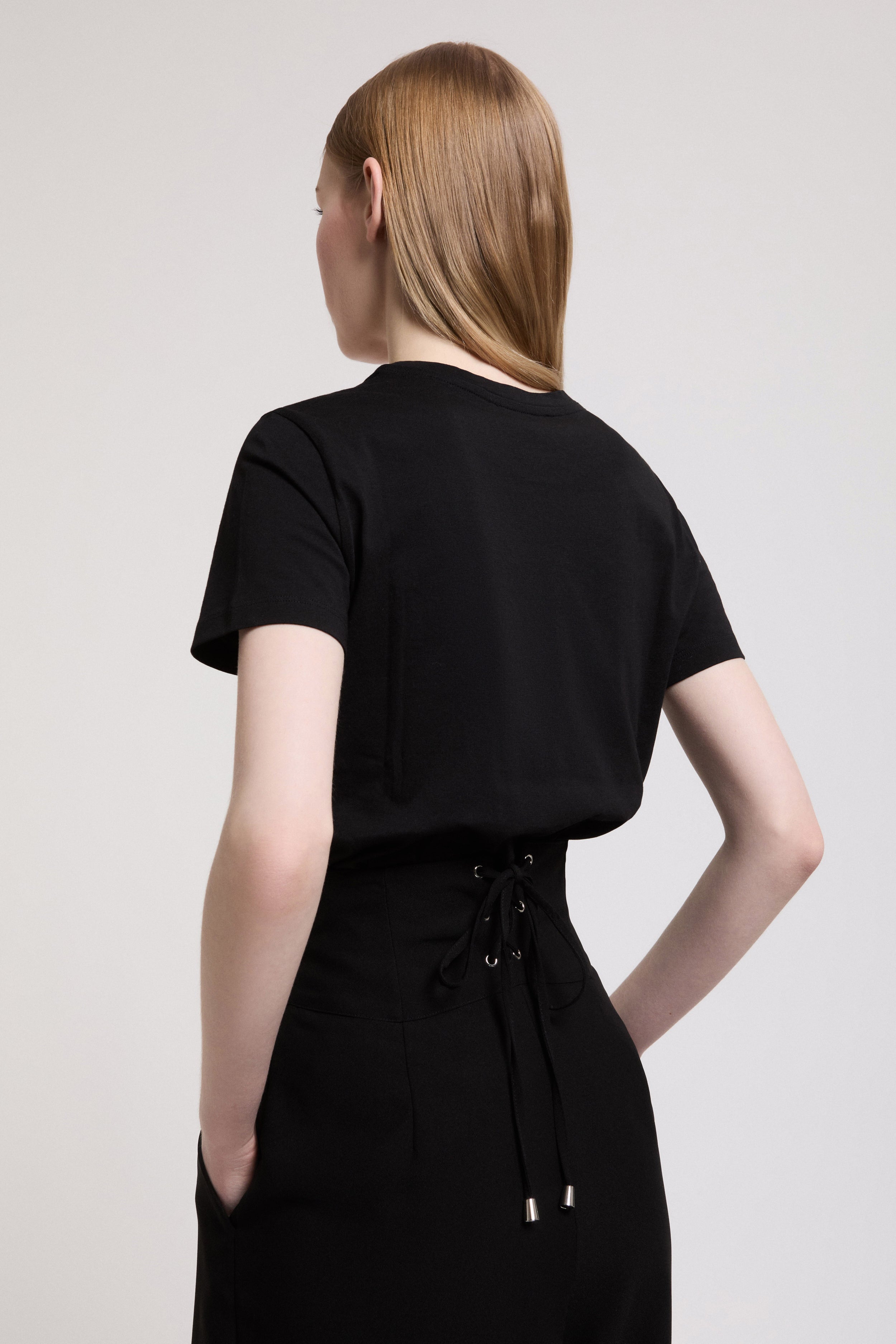 T-SHIRT AVEC DENTELLE ET LOGO DE CRISTAUX