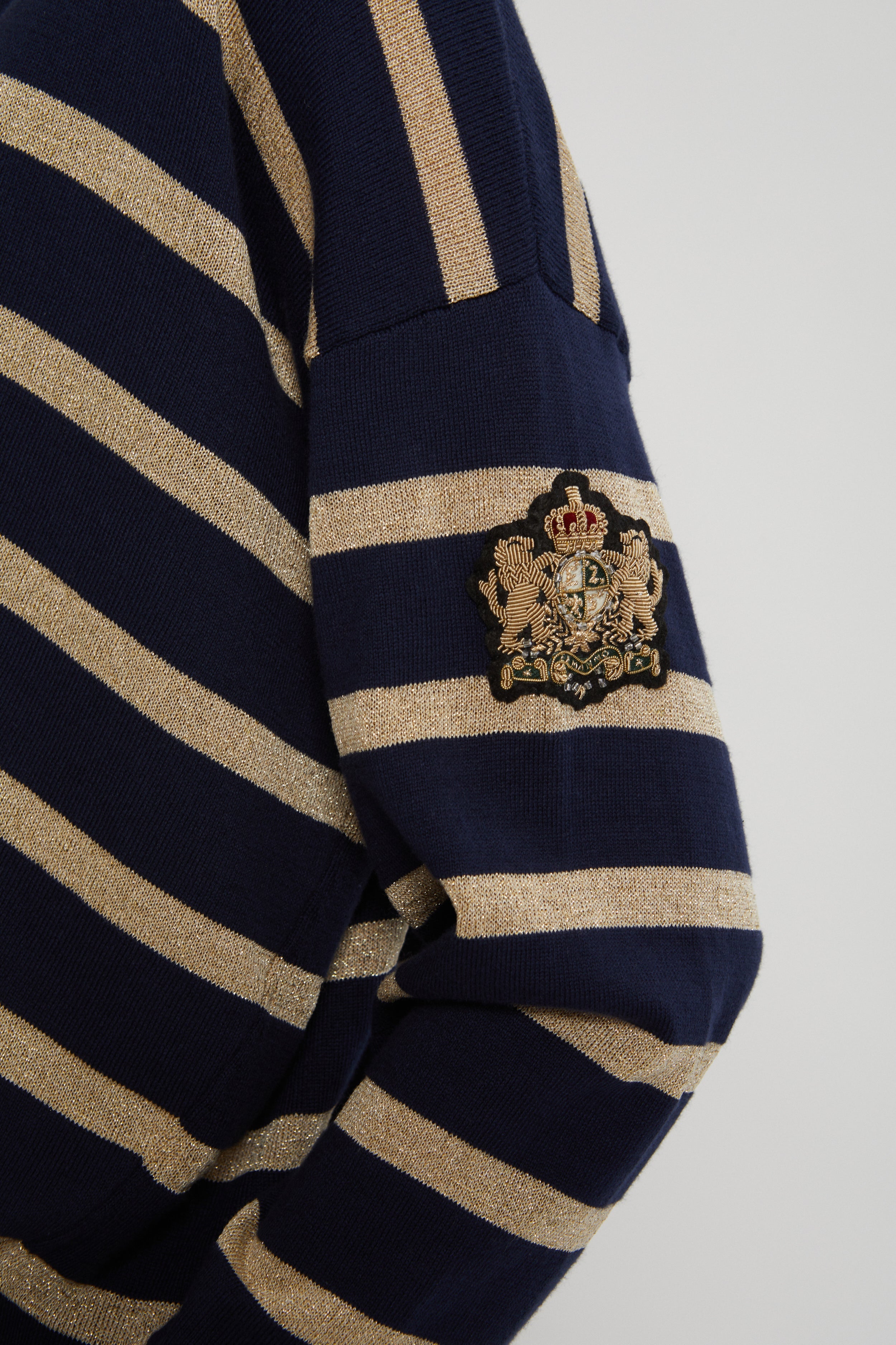 Image of POLO DI MAGLIA A RIGHE MARINIÈRE E STEMMA ARALDICO