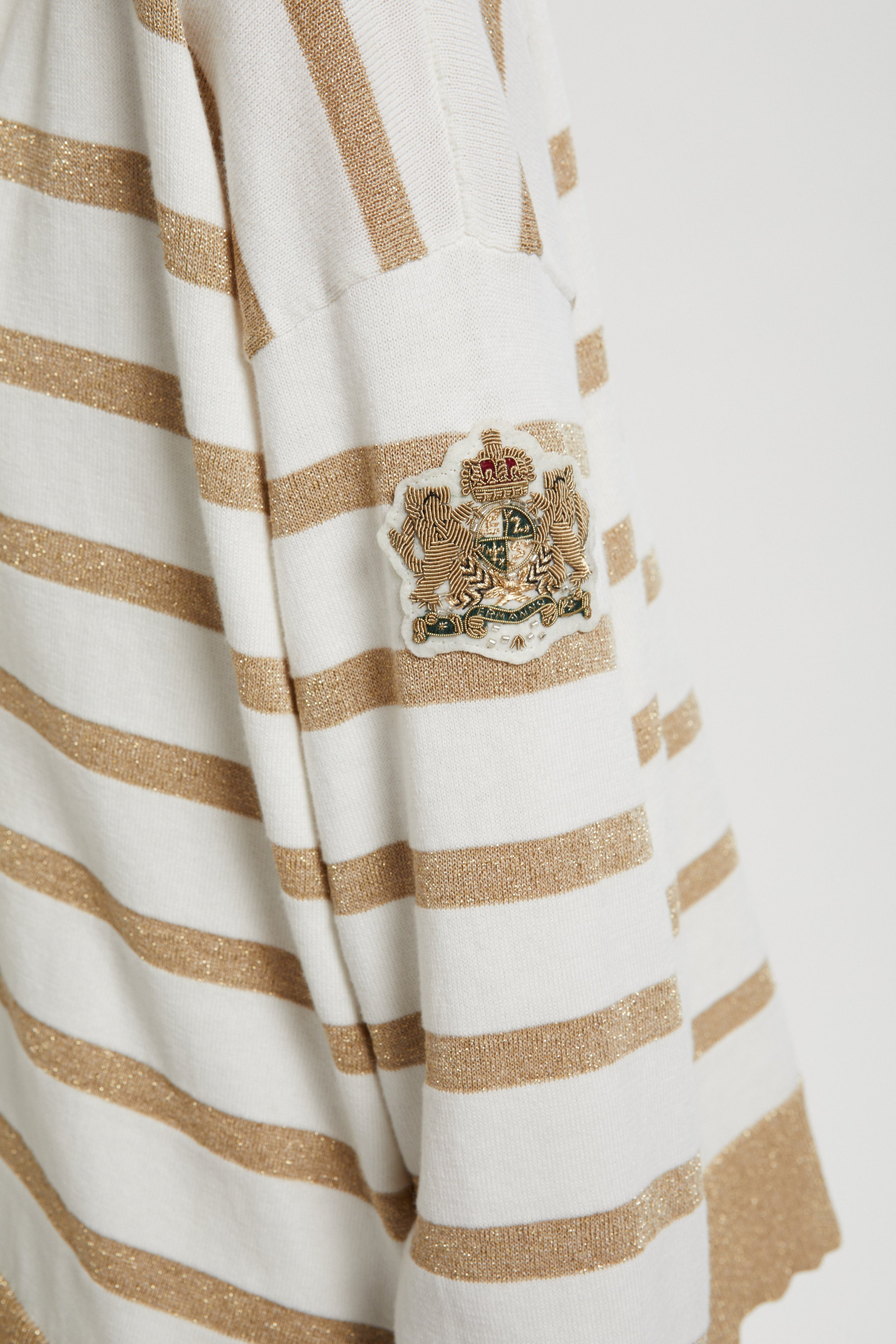 Image of POLO DI MAGLIA A RIGHE MARINIÈRE E STEMMA ARALDICO