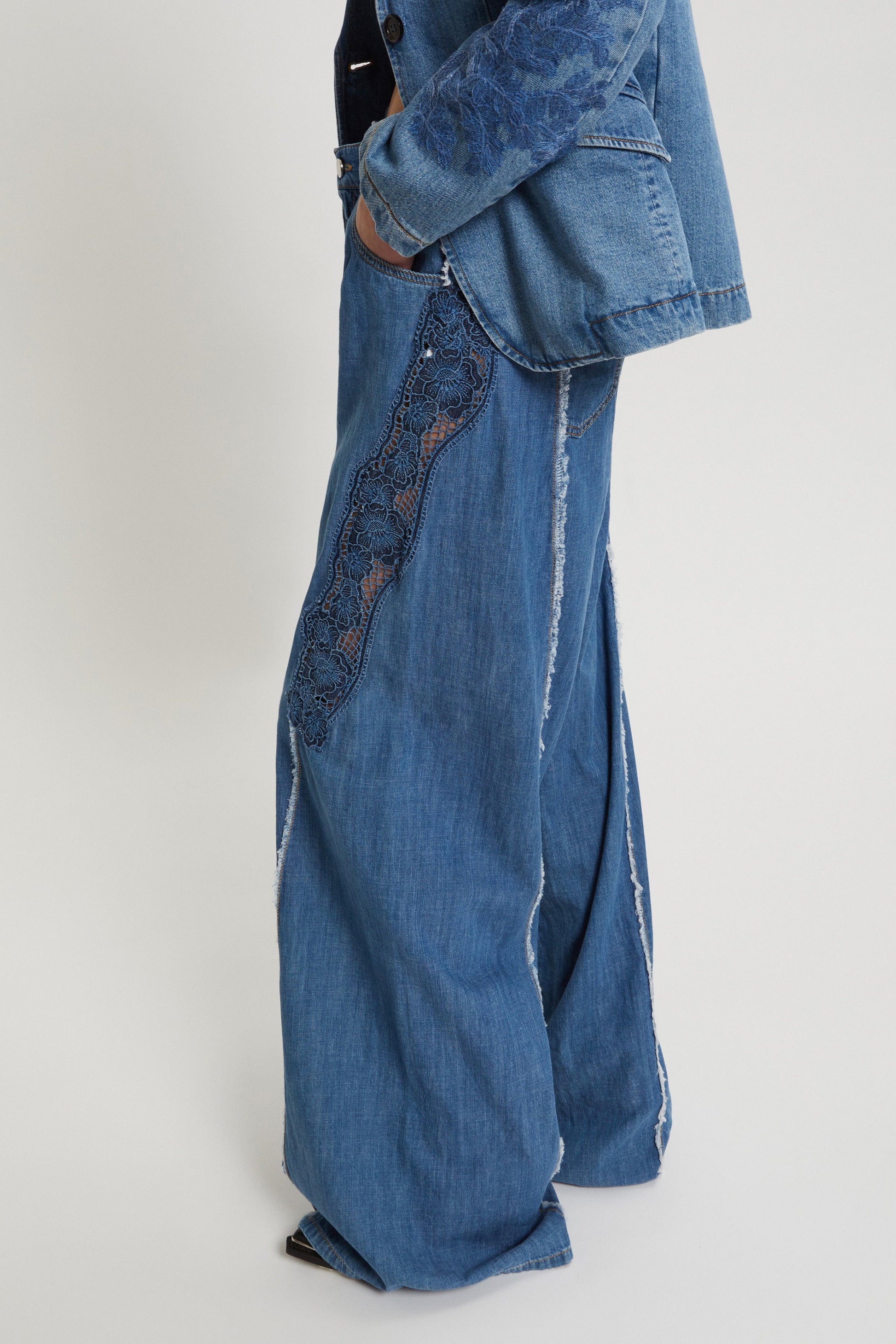 WIDE DENIM FABRIC PANTS WITH EMBROIDERY