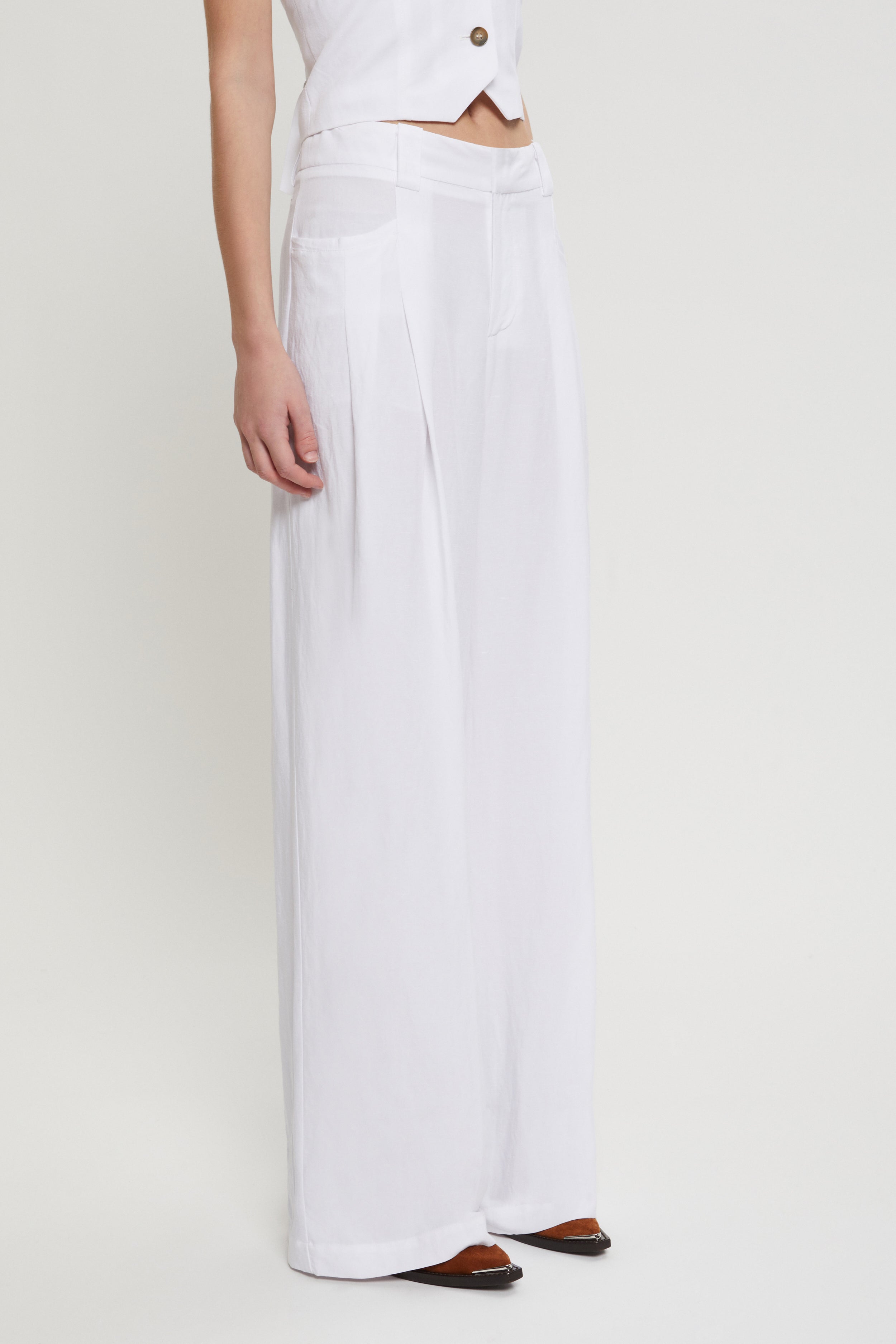 WIDE PANTS IN LINEN AND VISCOSE BLEND