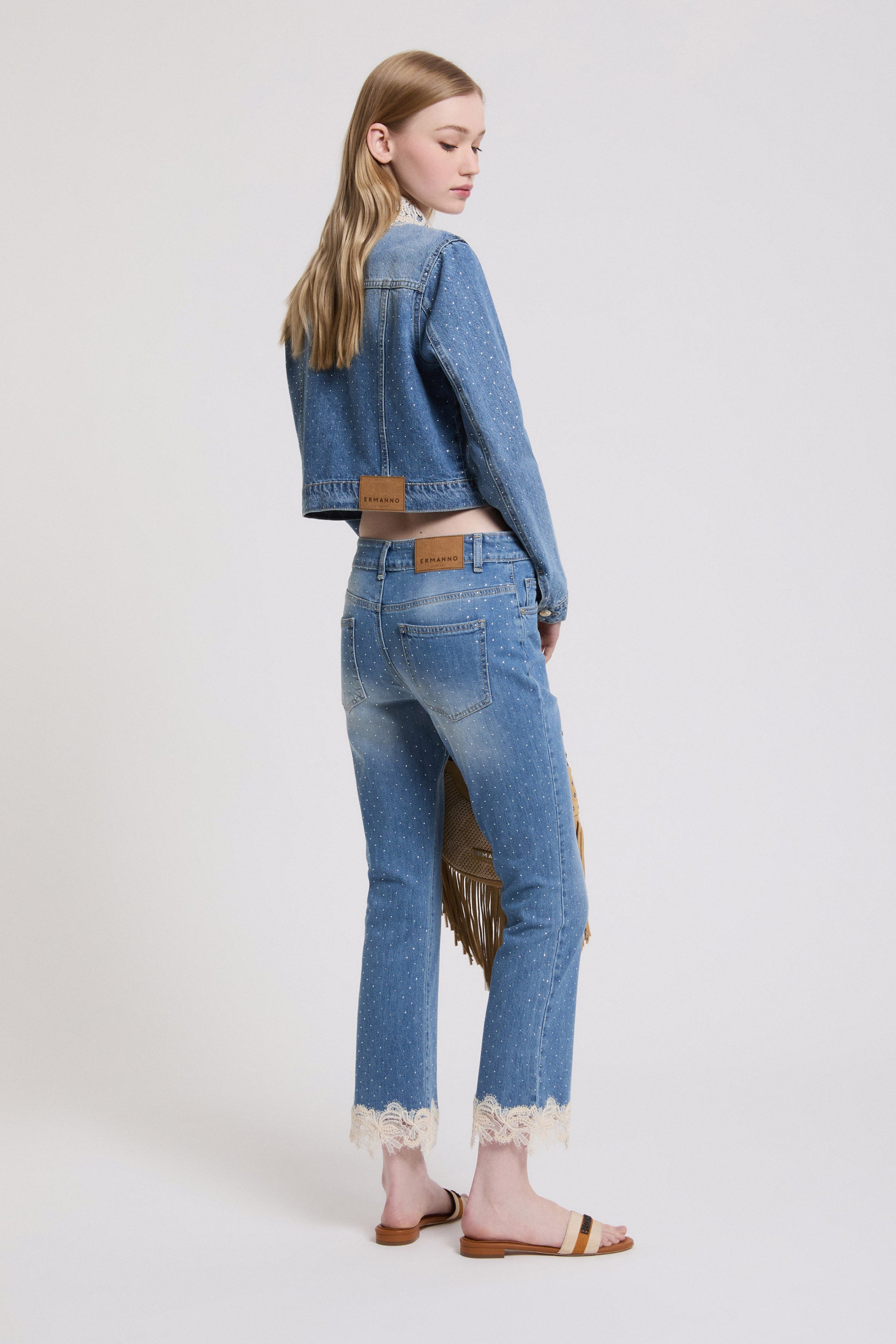 CROPPED DENIM PANTS WITH RHINESTONE AND LACE INSERT