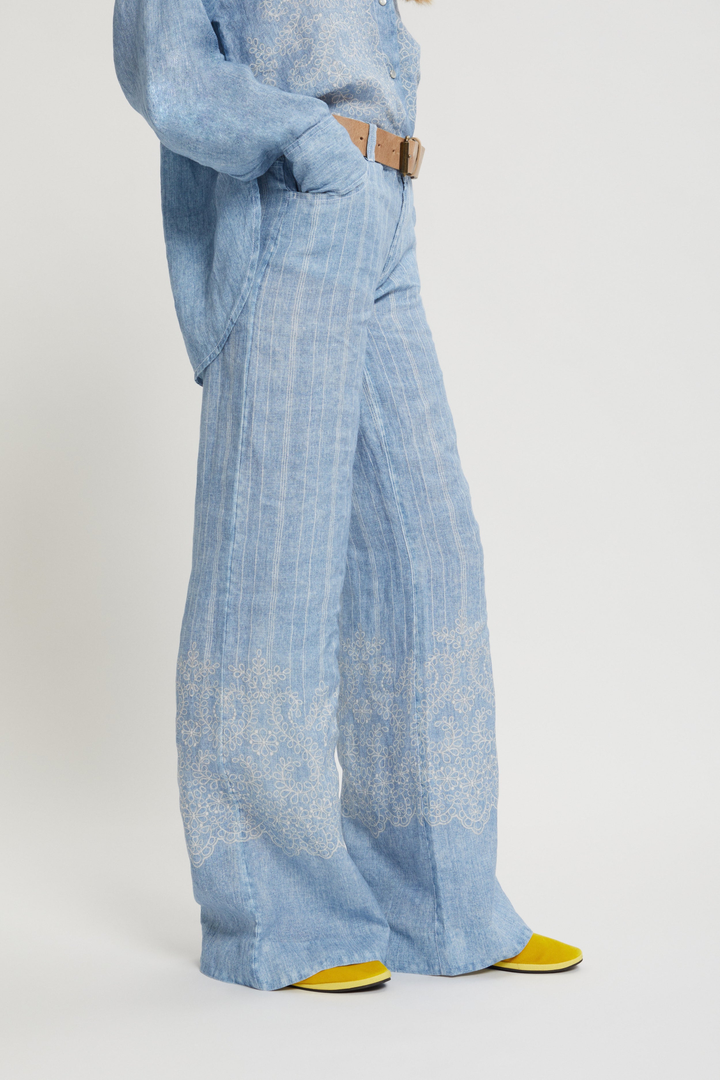 Image of LINEN PRINTED PANTS 