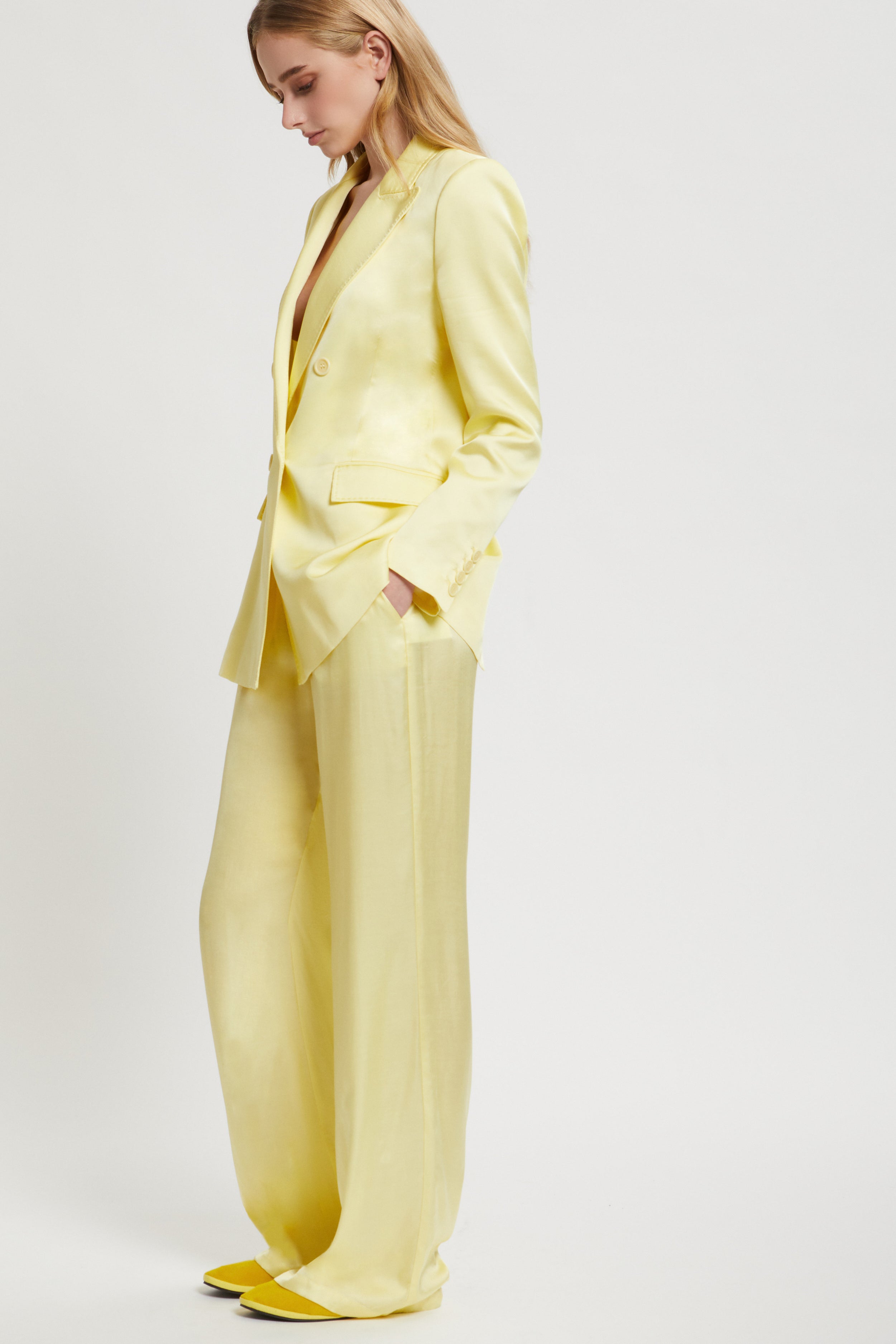 PANTALON EN SATIN AVEC COULISSE