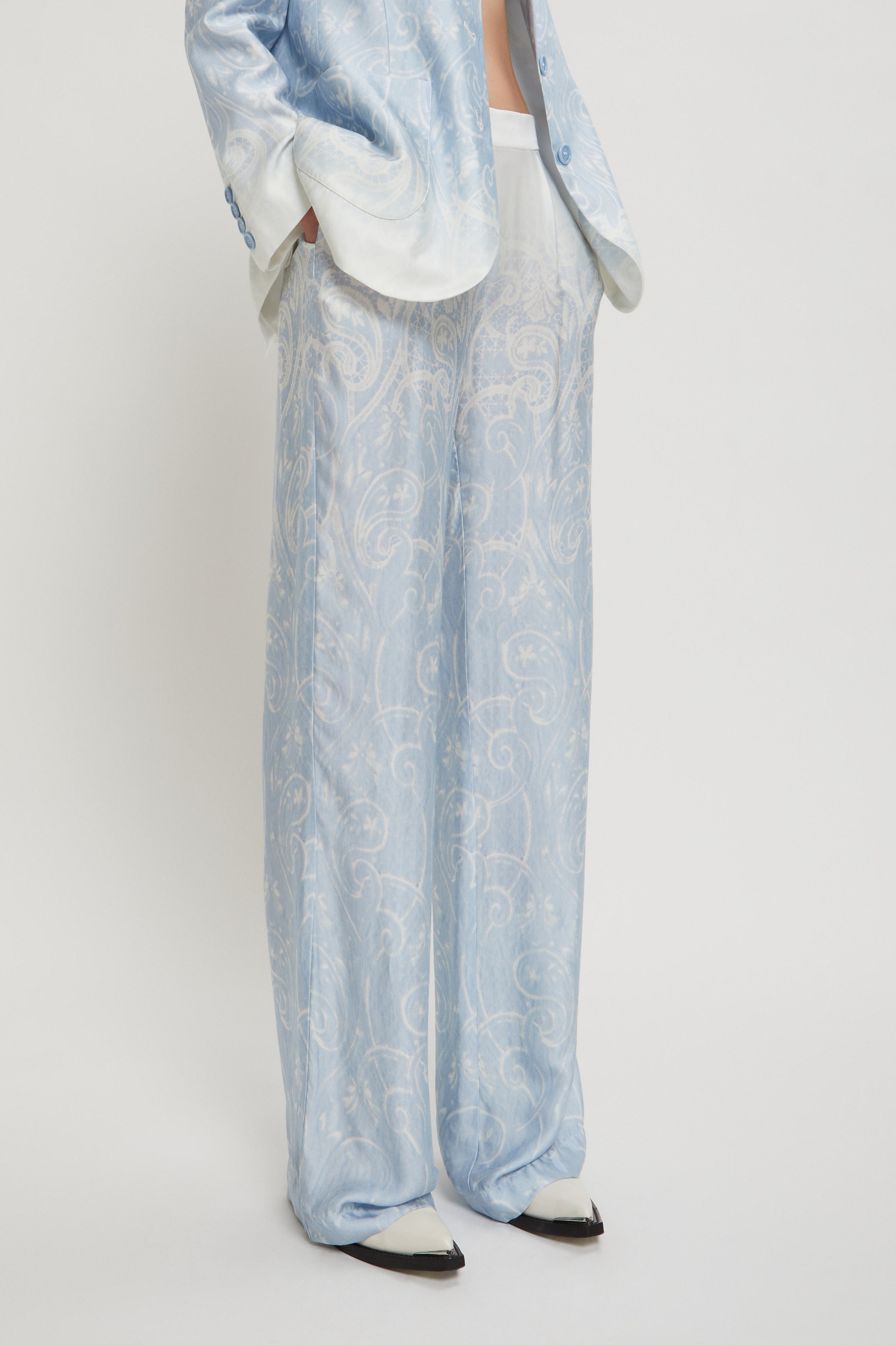 Image of PANTALONI AMPI IN RASO STAMPA MACRAMÈ SFUMATA