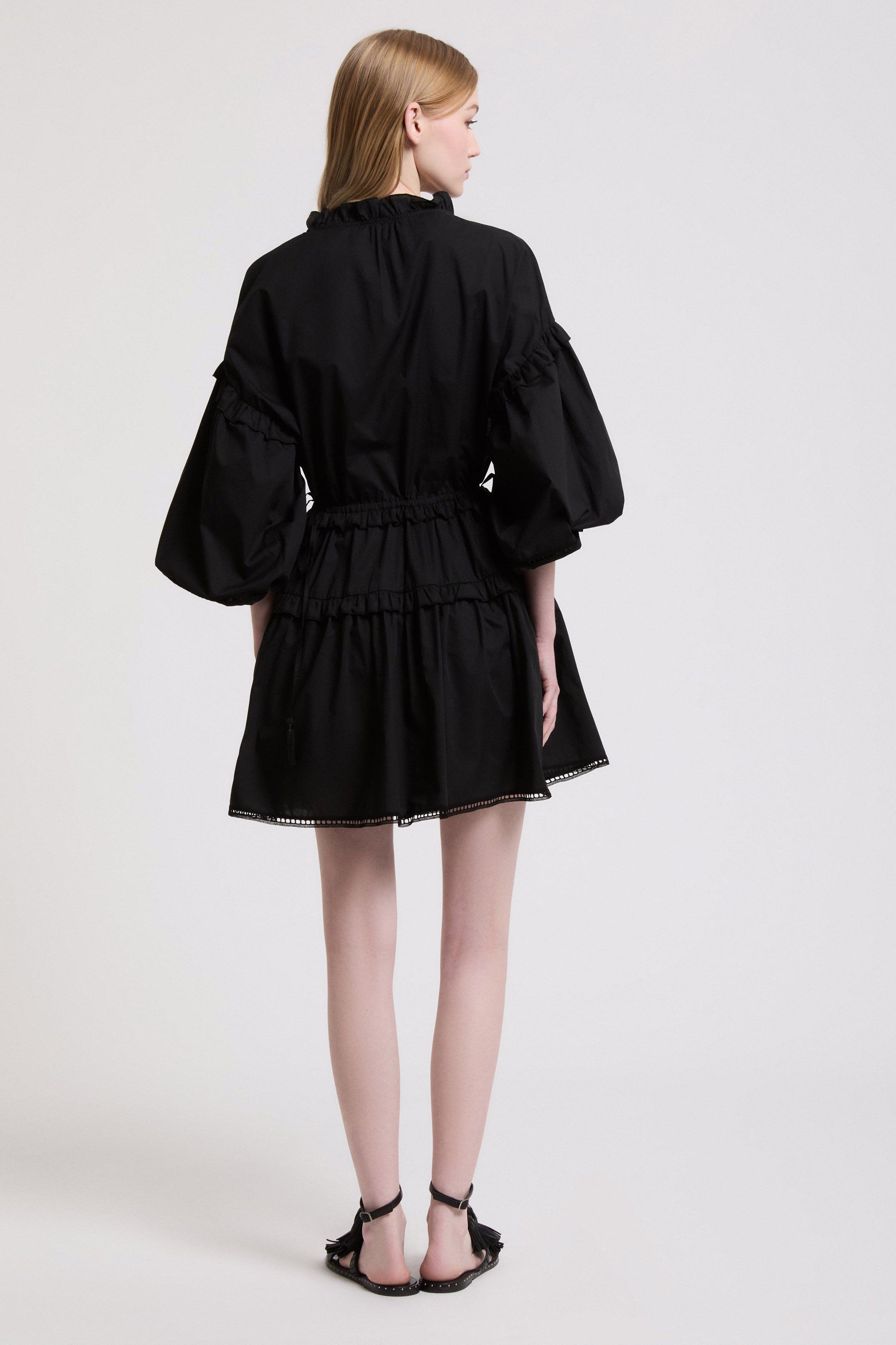 Image of ROBE EN POPELINE AVEC DENTELLE ET VOLANTS