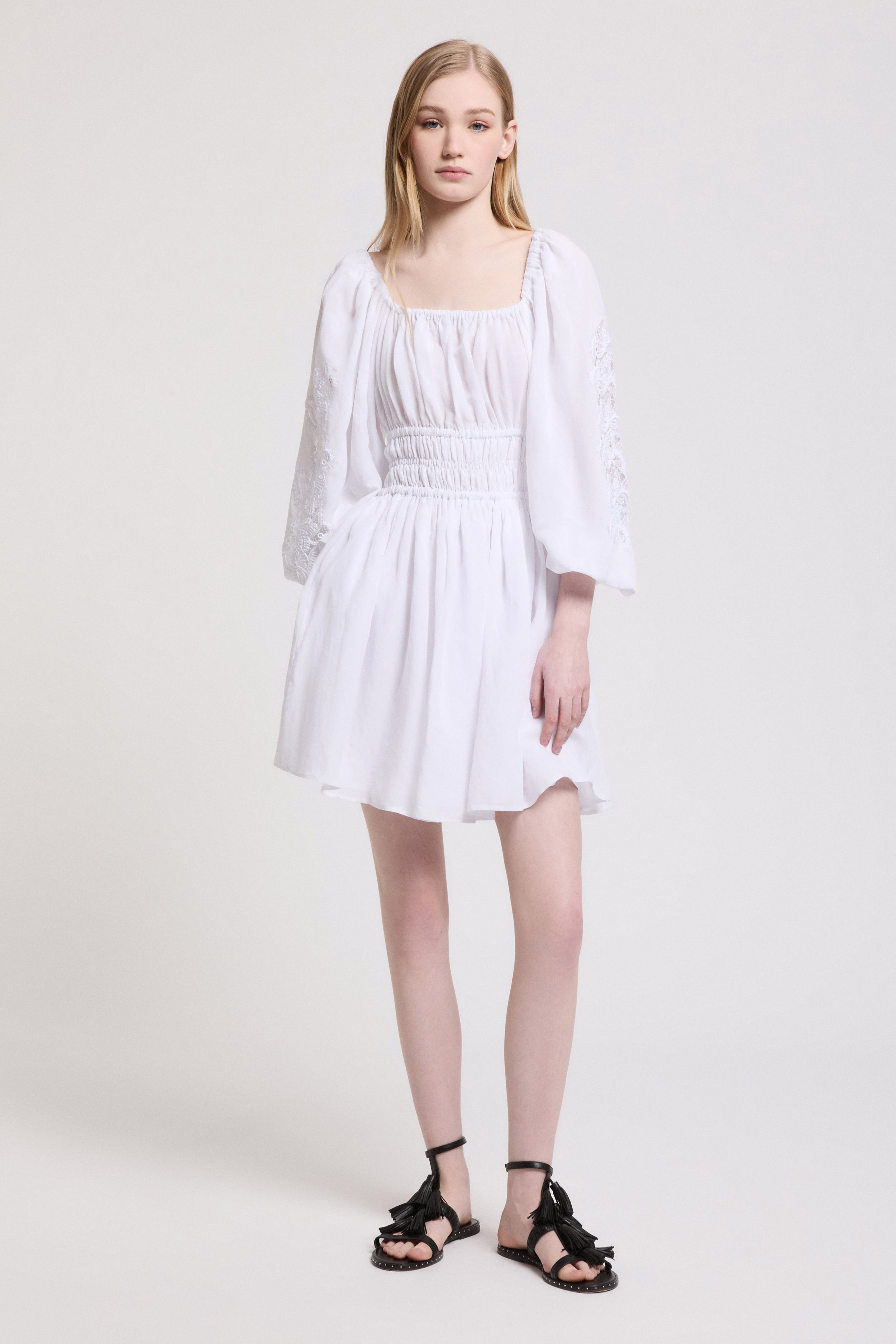 BLENDED LINEN DRESS WITH REBRODE LACE