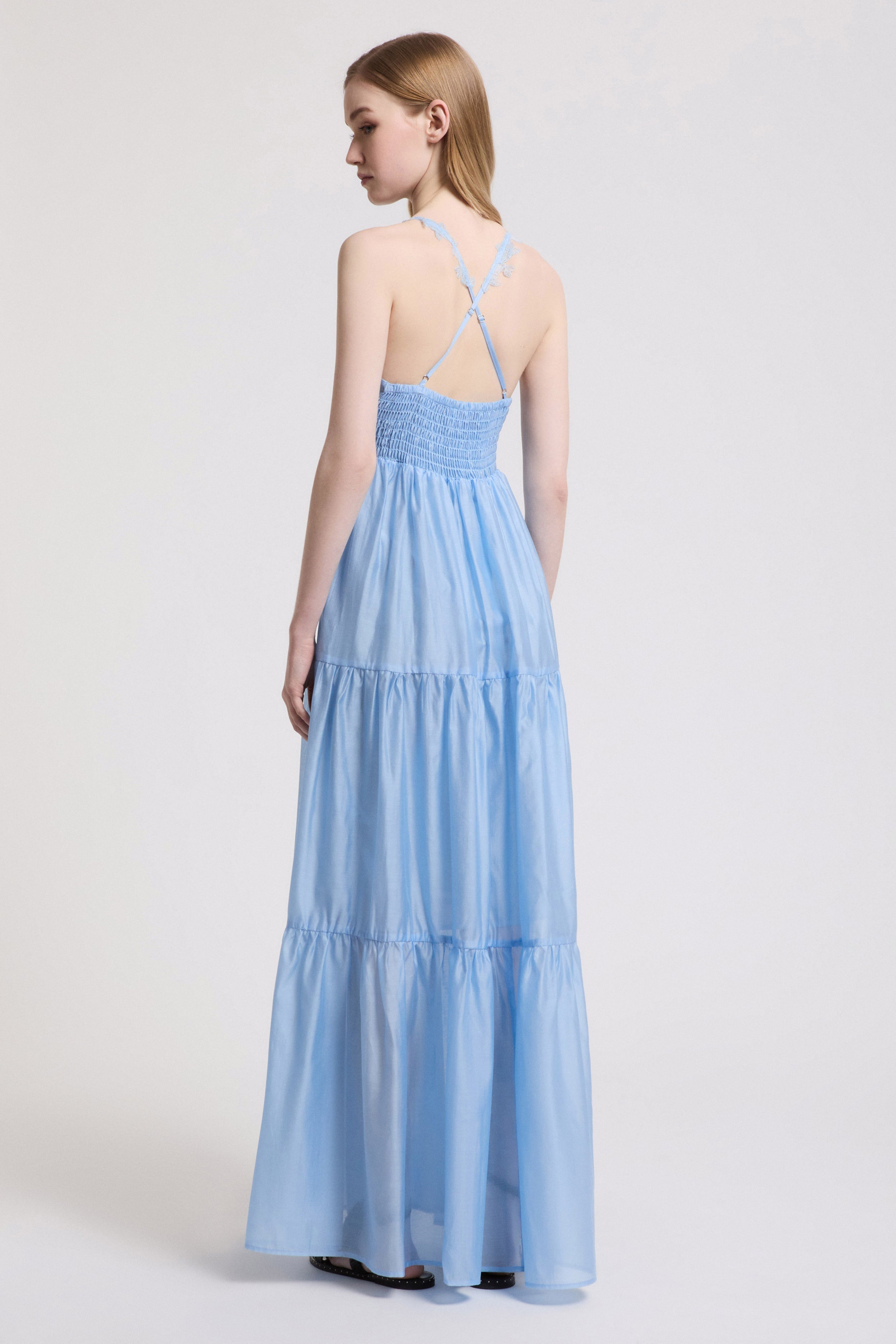 Image of ROBE EN VOILE DE LYOCELL ET SOIE AVEC DENTELLE NUANCĖE