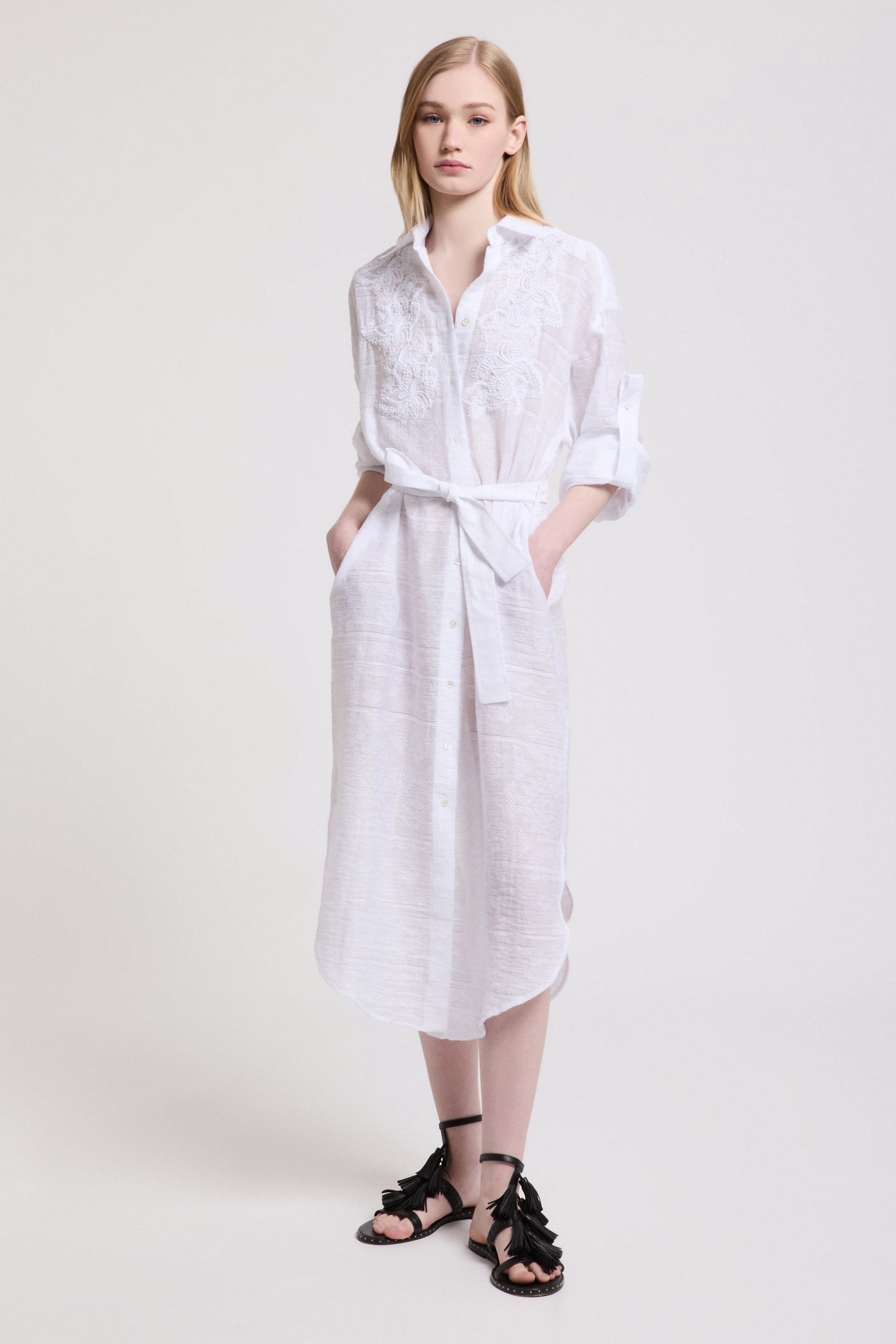 ROBE JACQUARD À CHEMISE AVEC BRODERIES