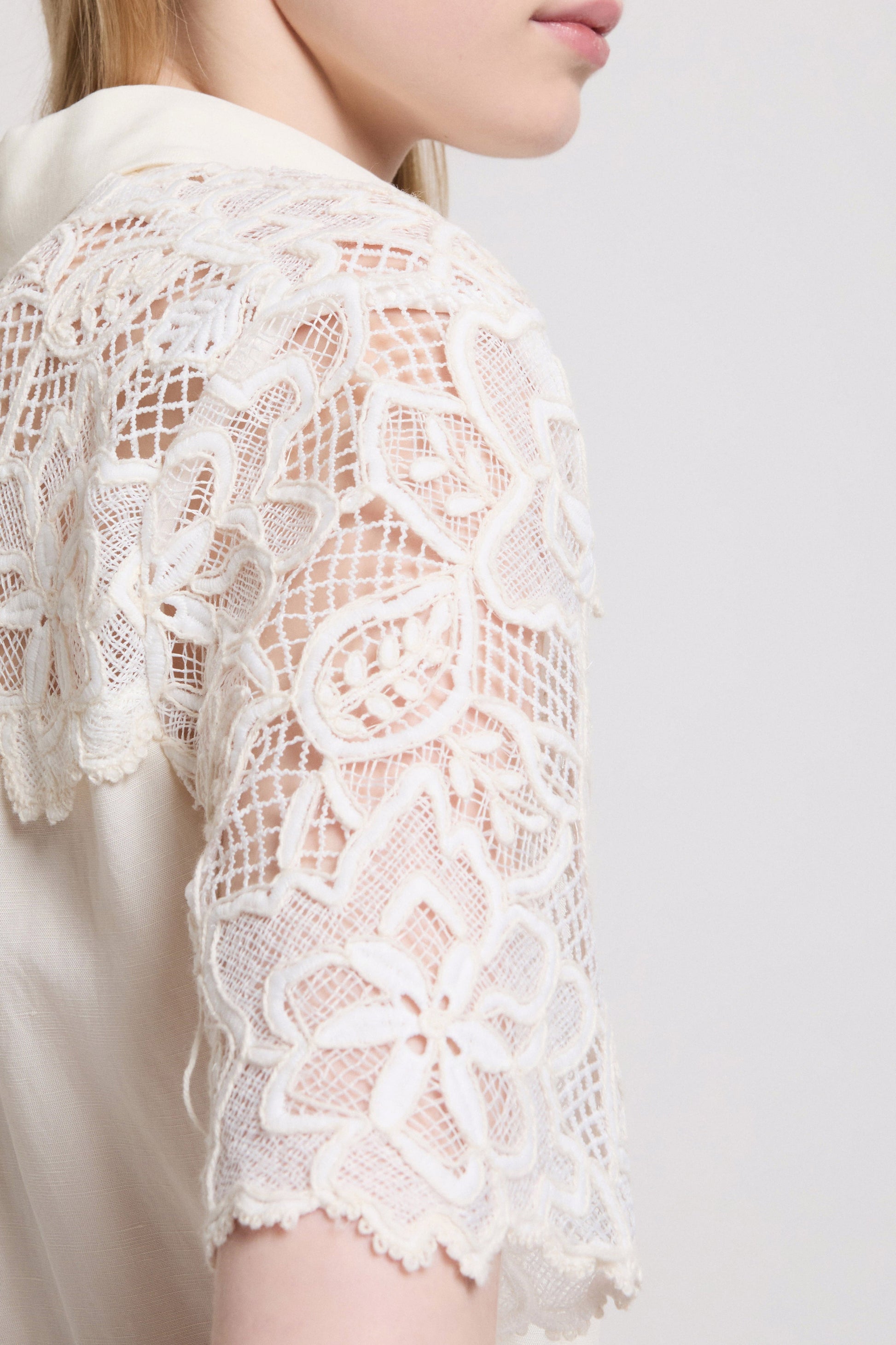 ABITO CHEMISIER A RUOTA CON PIZZO REBRODÉ
