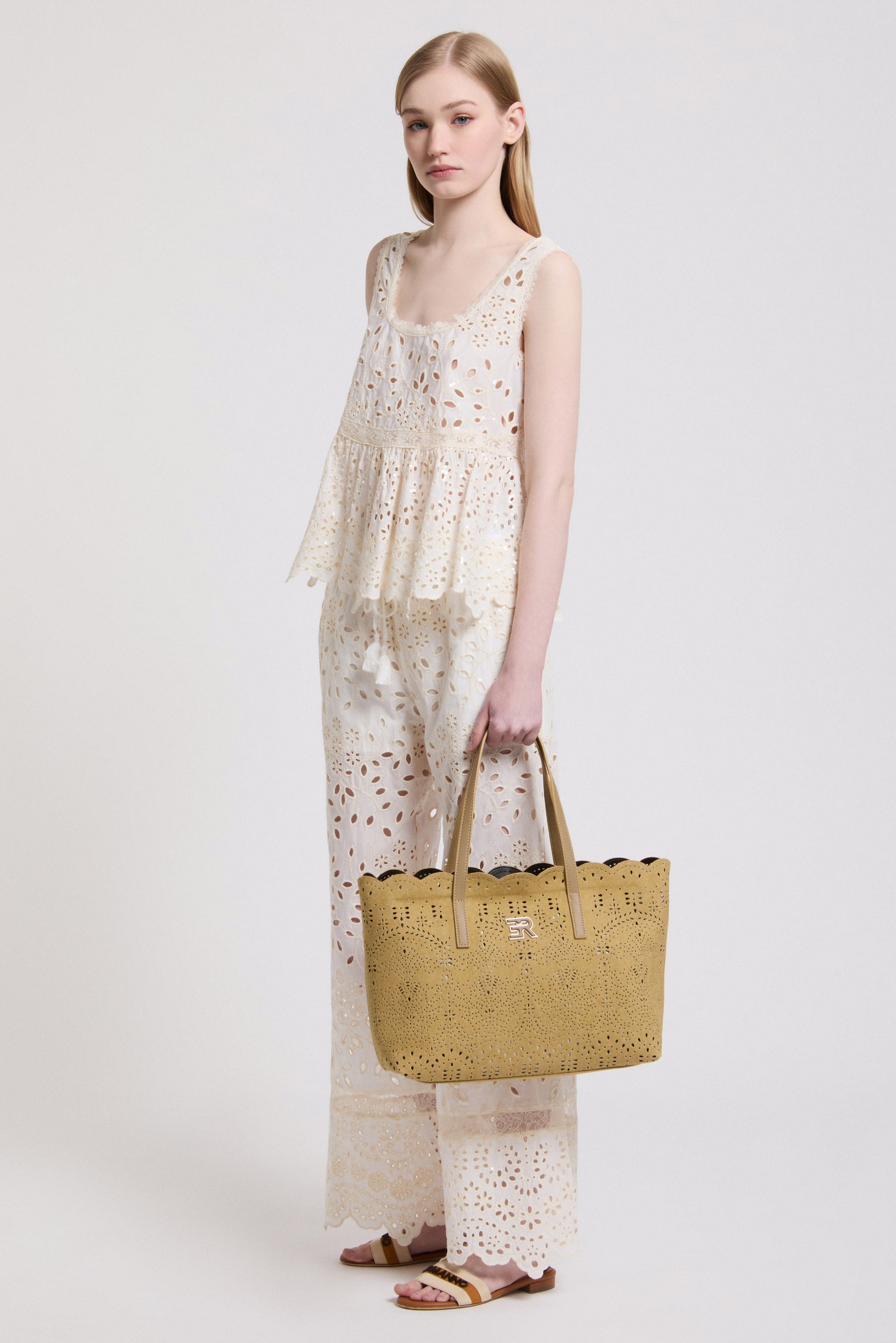 BORSA SHOPPING DI CANVAS TRAFORATA