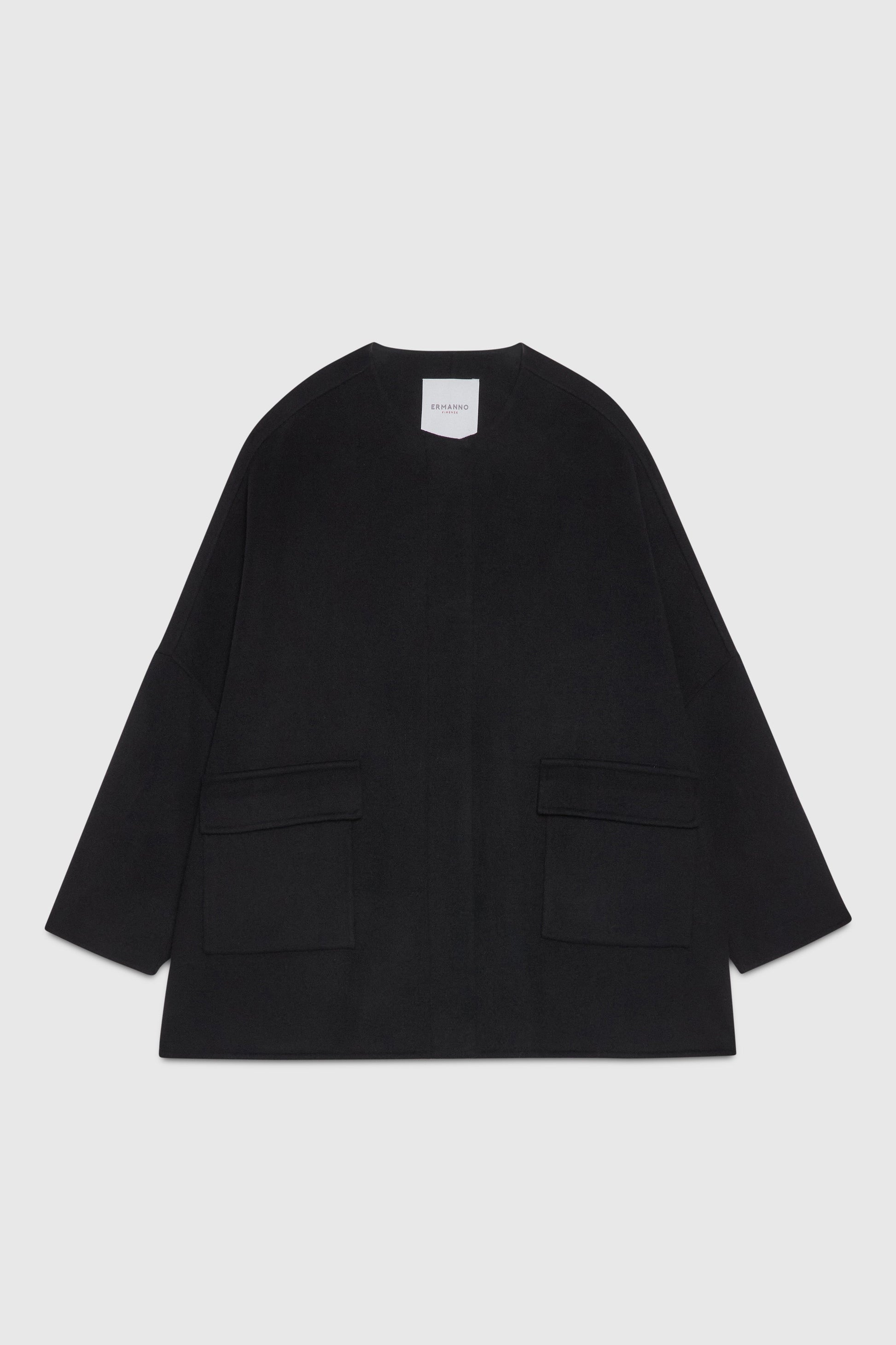 CAPE AVEC FENTES LATĖRALES