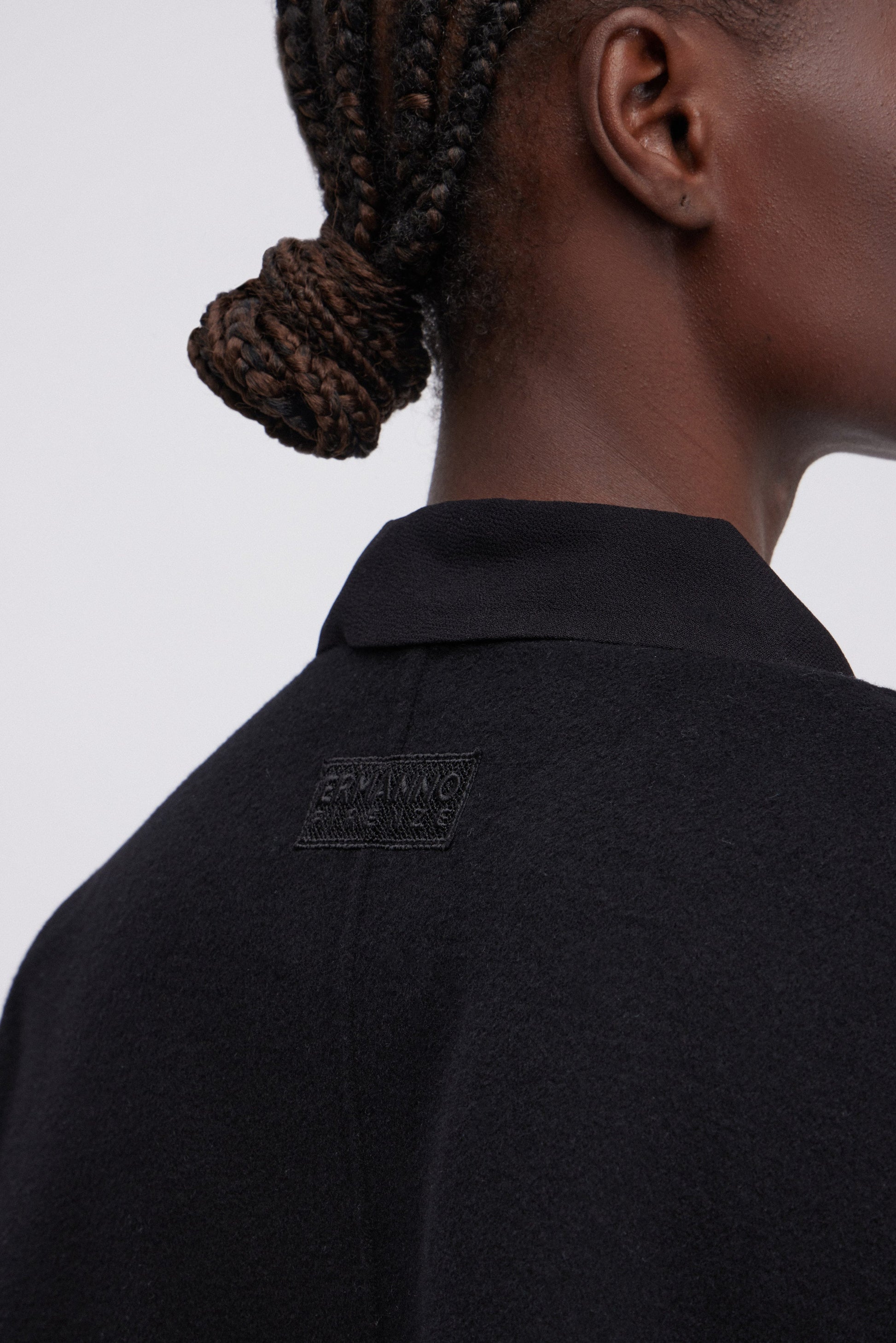 CAPE AVEC FENTES LATĖRALES