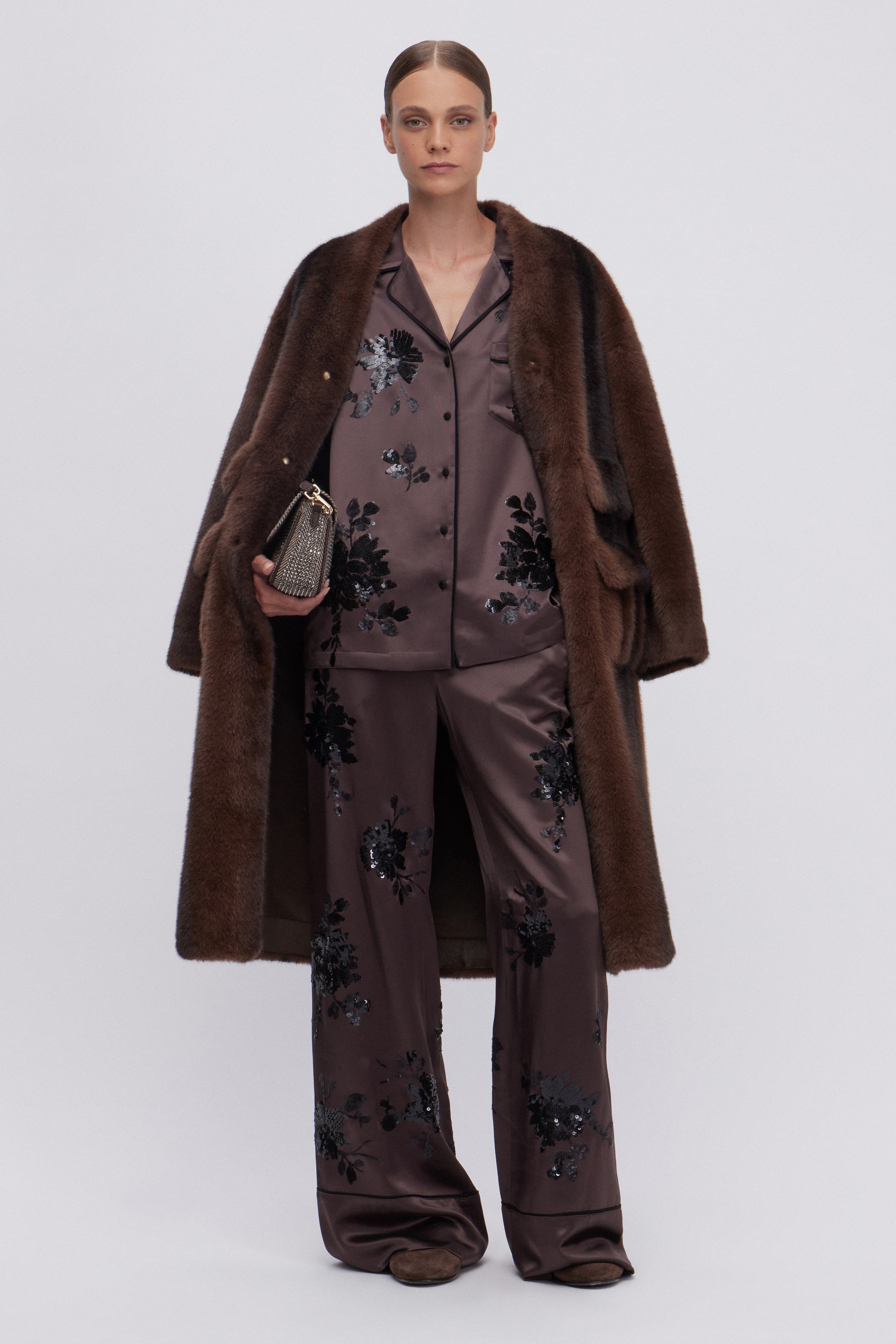 Image of CAMICIA A PIGIAMA IN RASO CON FIORI DI PAILLETTES