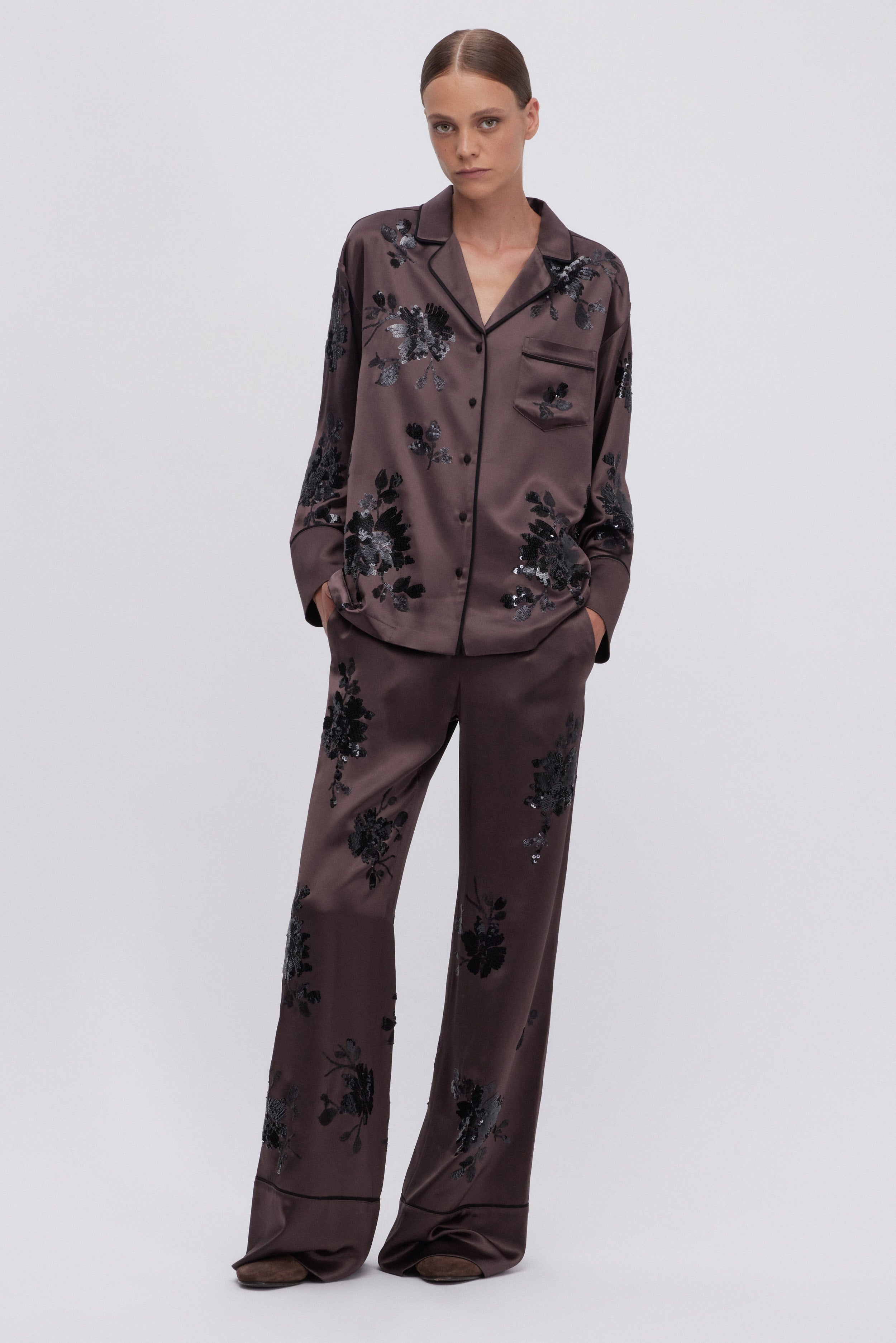 Image of CAMICIA A PIGIAMA IN RASO CON FIORI DI PAILLETTES