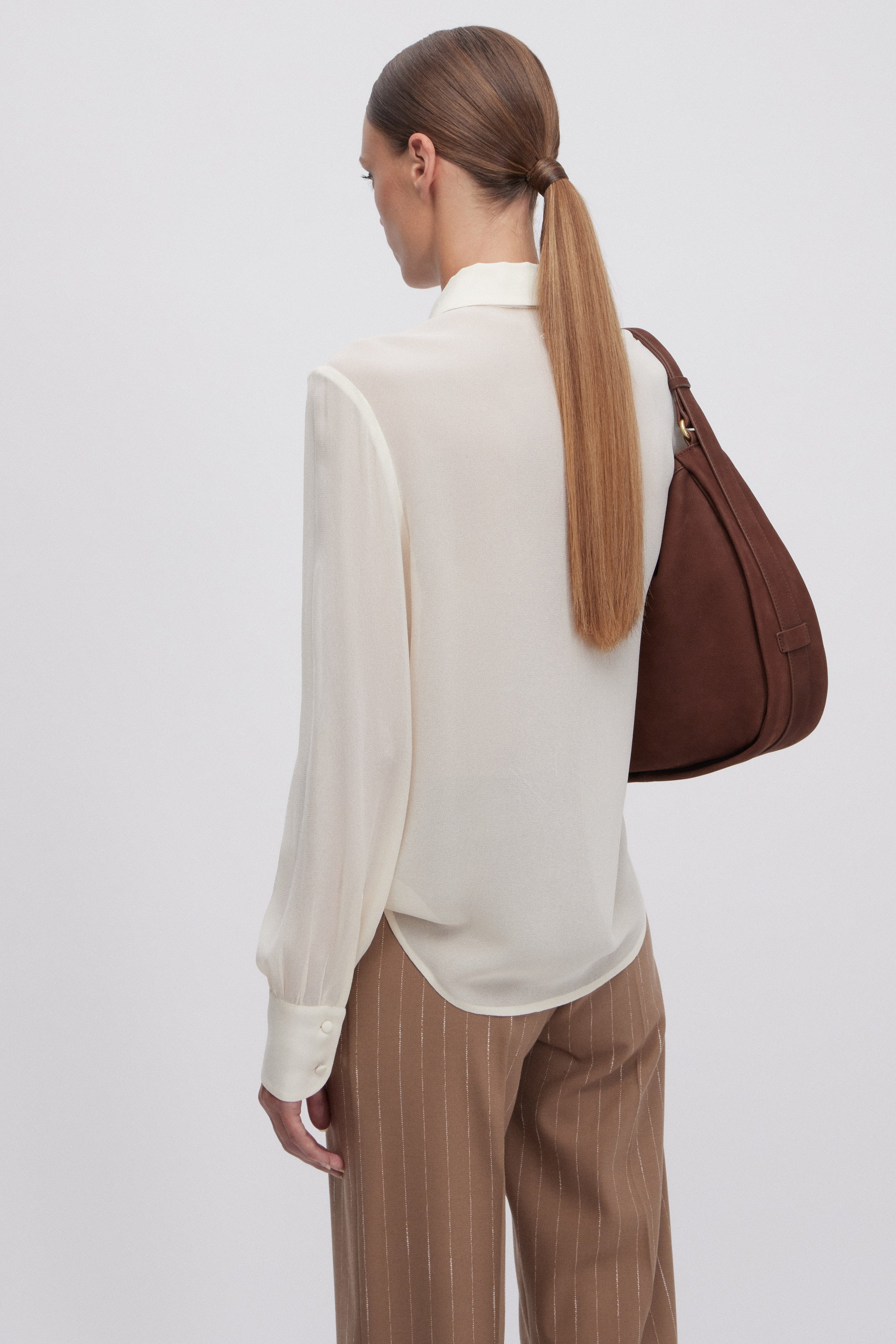 CAMICIA IN GEORGETTE CON PLASTRON RICAMATO