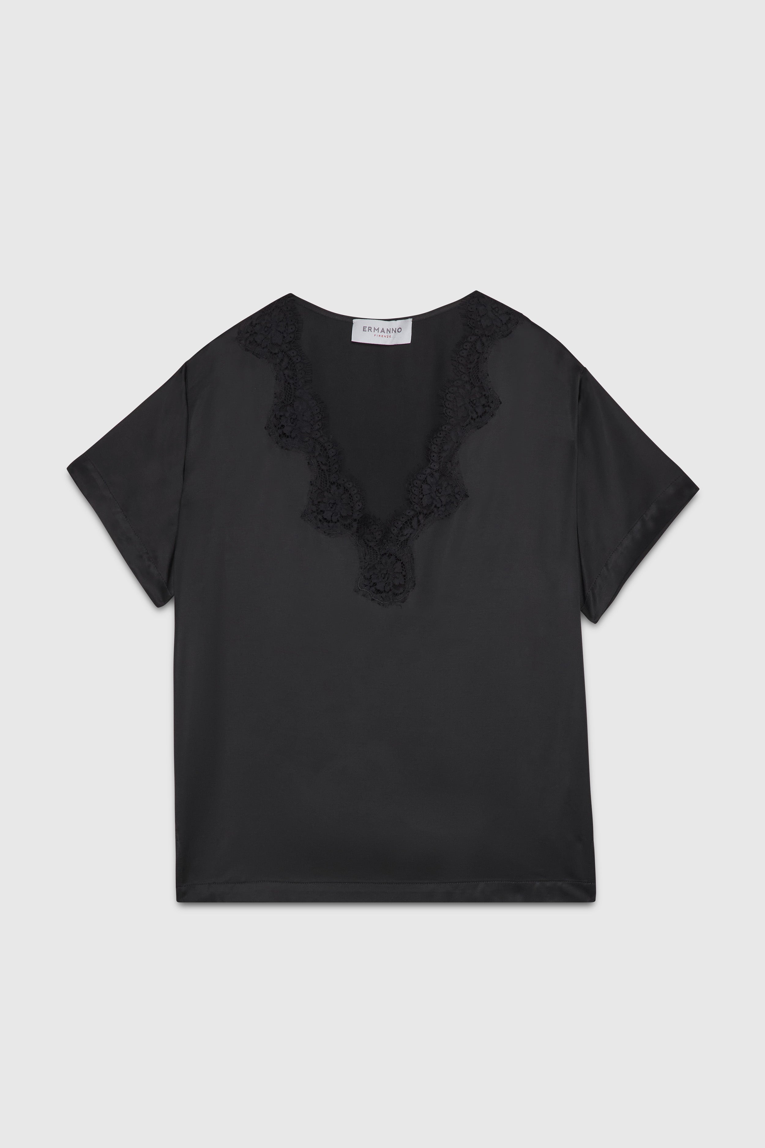 SATIN BLOUSE WITH LACE