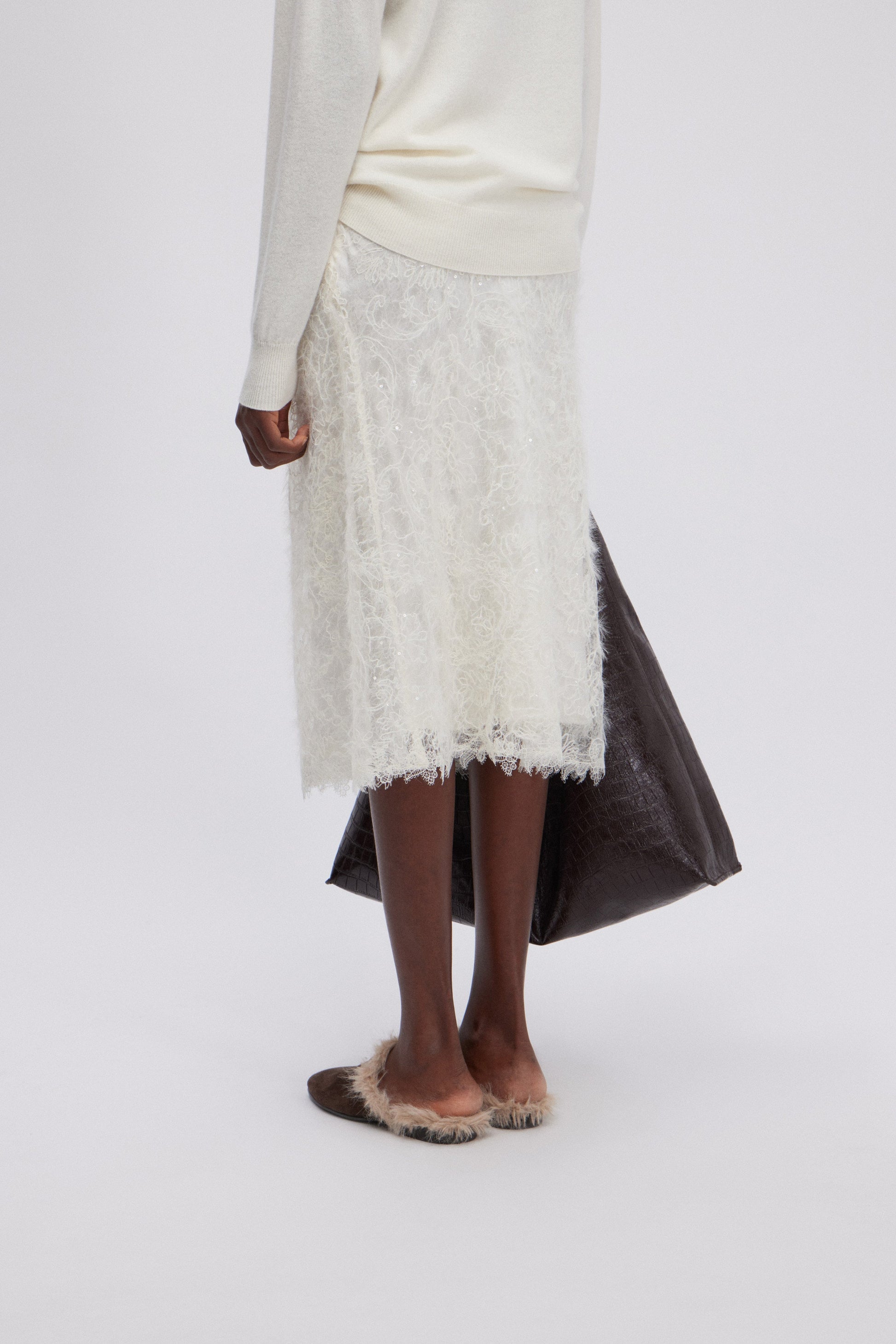 MIDI SKIRT WITH LACE AND SEQUINS 