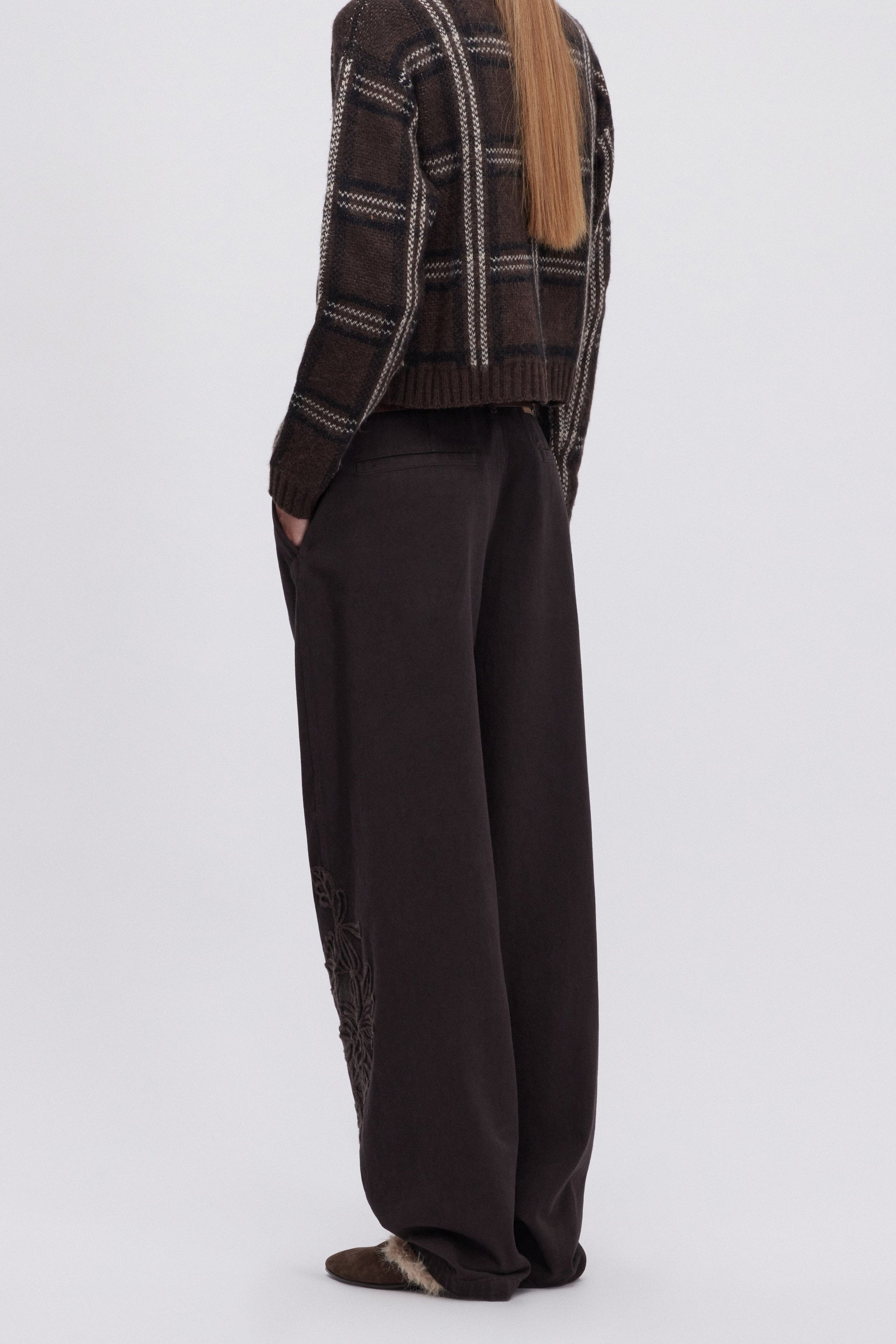 PANTALONI AMPI IN BULL DI COTONE CON RICAMI DI LANA