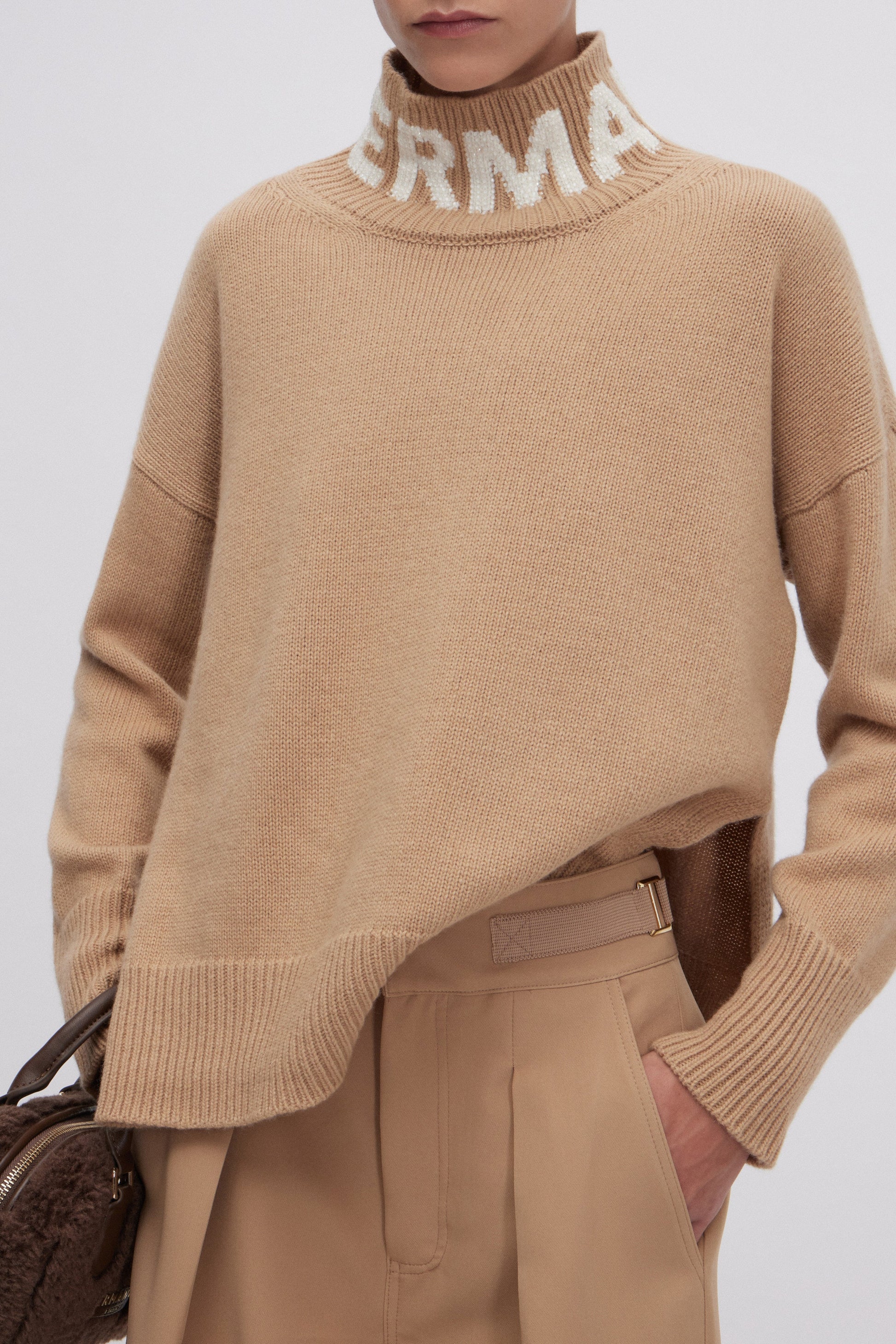 PANTALON LARGE EN CADY AVEC BOUCLES