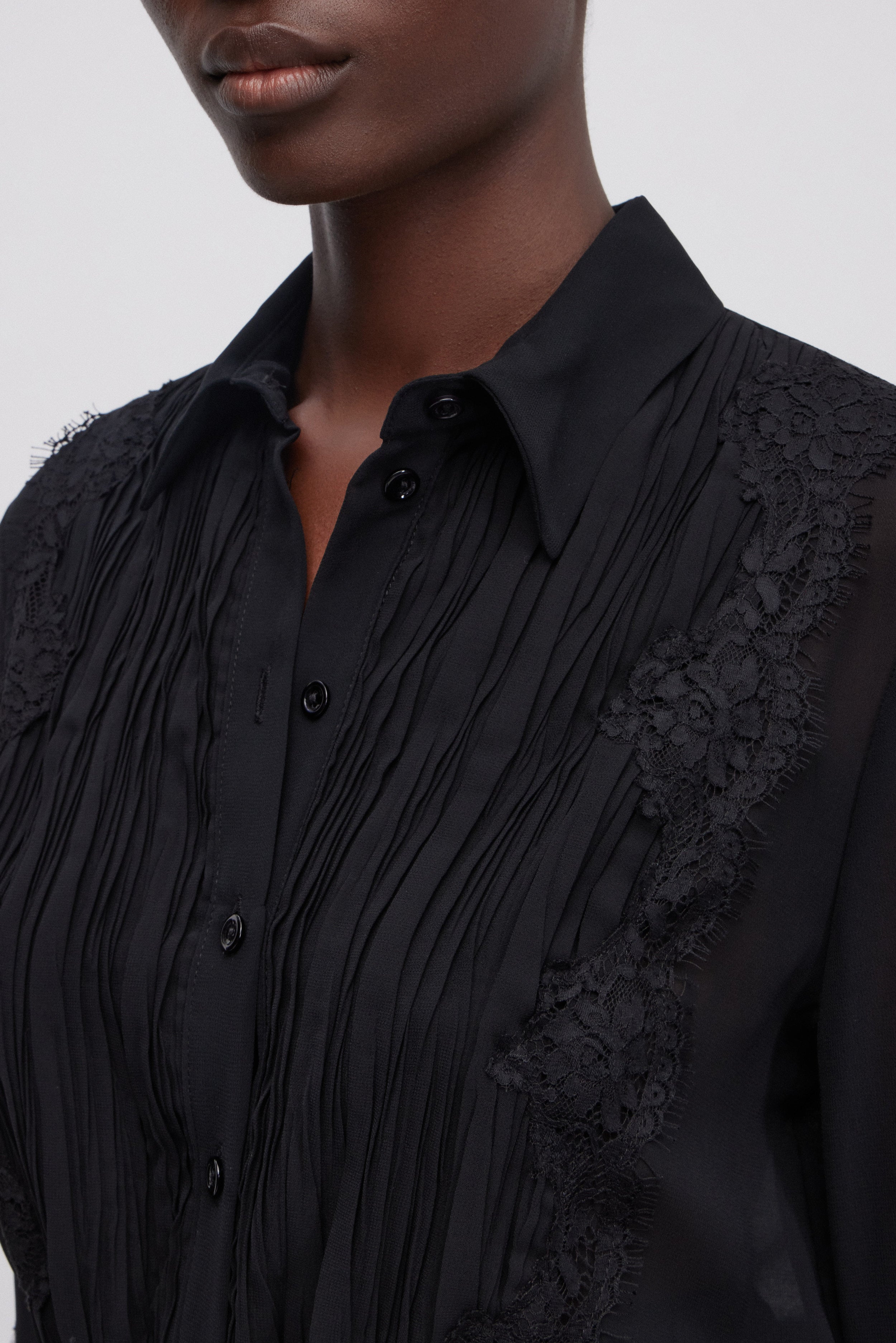 ABITO CHEMISIER DI GEORGETTE PLISSE' CON CINTURA