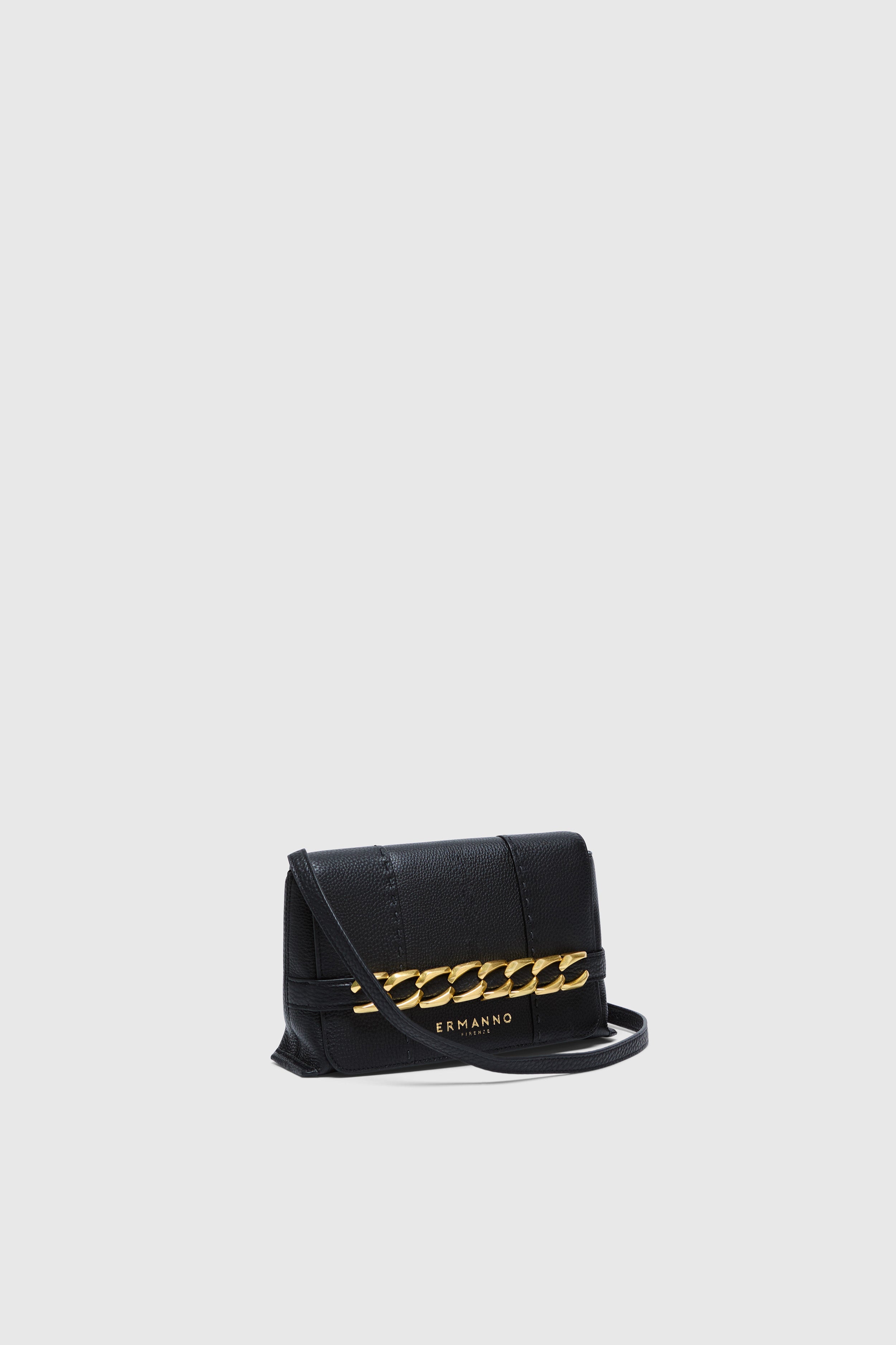 BORSA CLUTCH IN PELLE MARTELLATA CON CATENA ORO