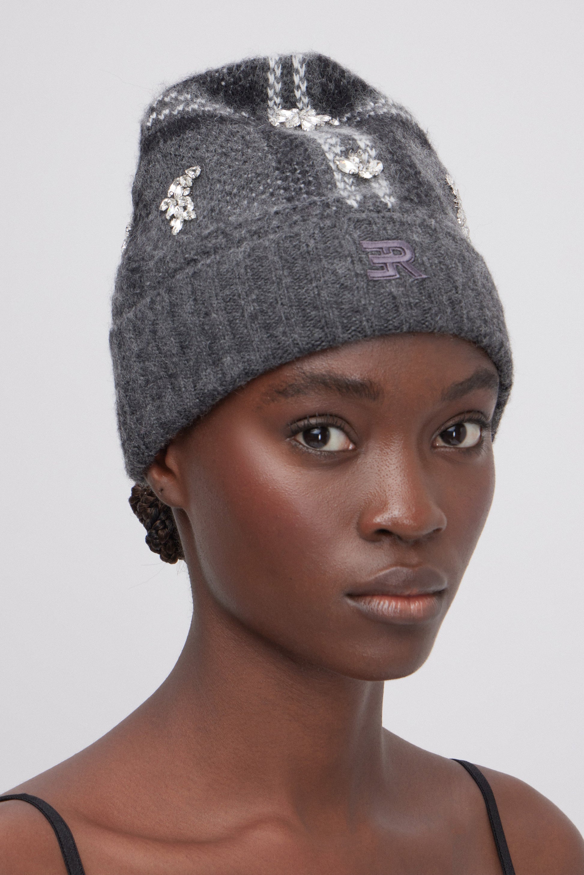 KNITTED CHECK HAT WITH JEWEL APPLICATION