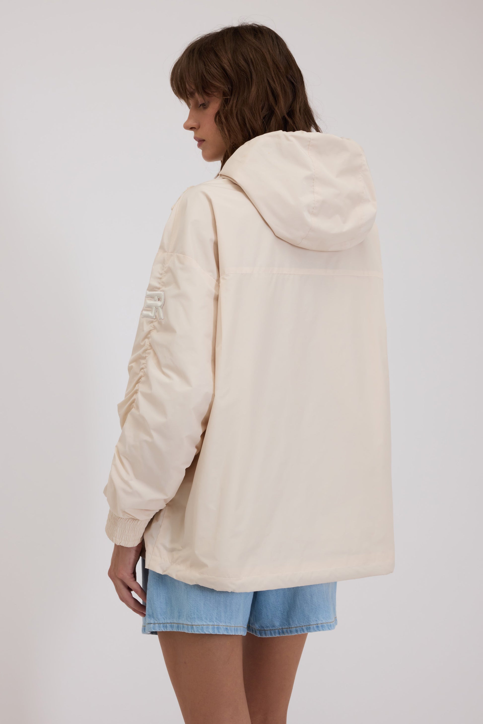 PARKA IN TAFFETAS CON CAPPUCCIO E RICAMI CORNELY