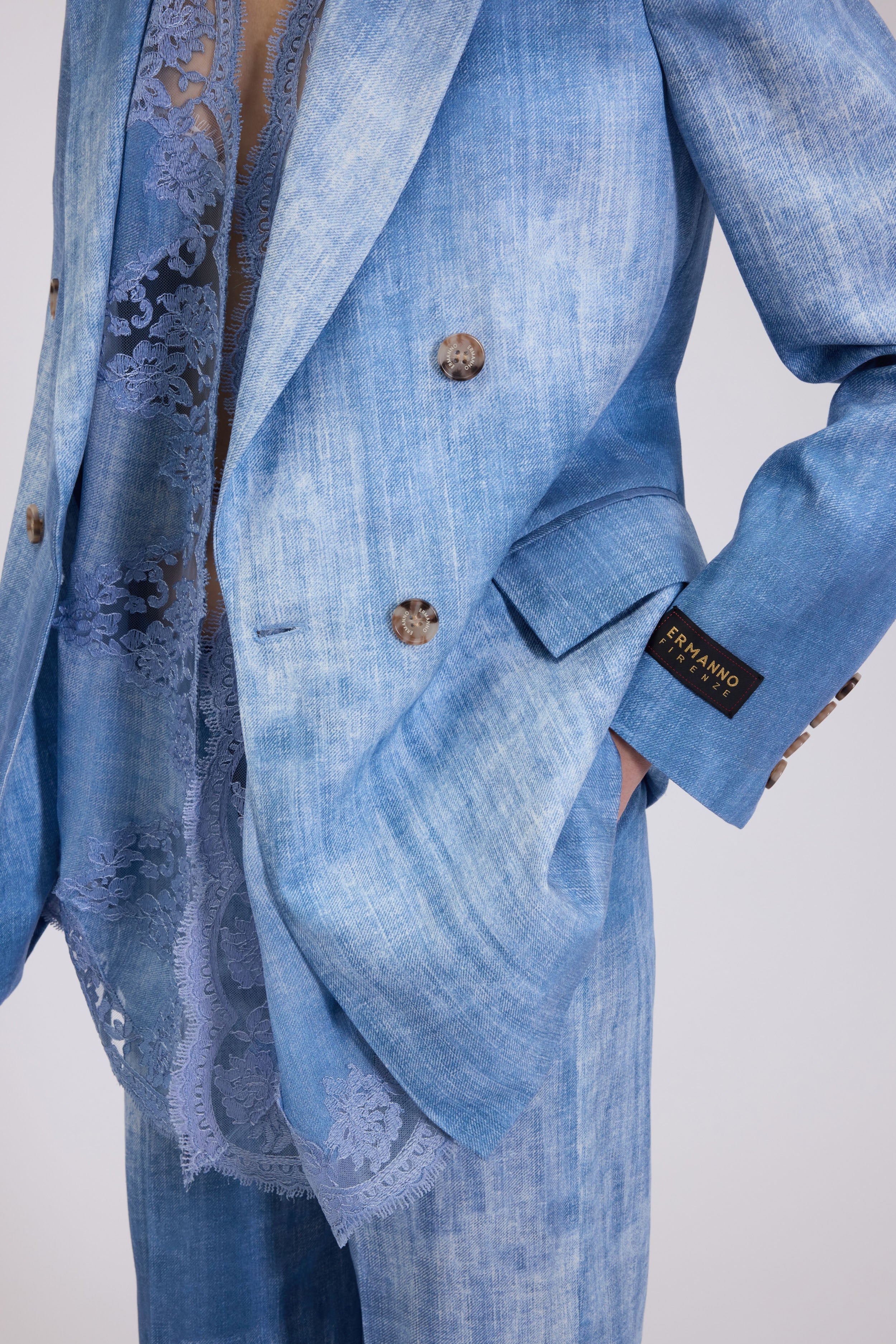 DOUBLE-BREASTED BLAZER IN LINEN-BLEND WITH DENIM PRINT AND FOULARD