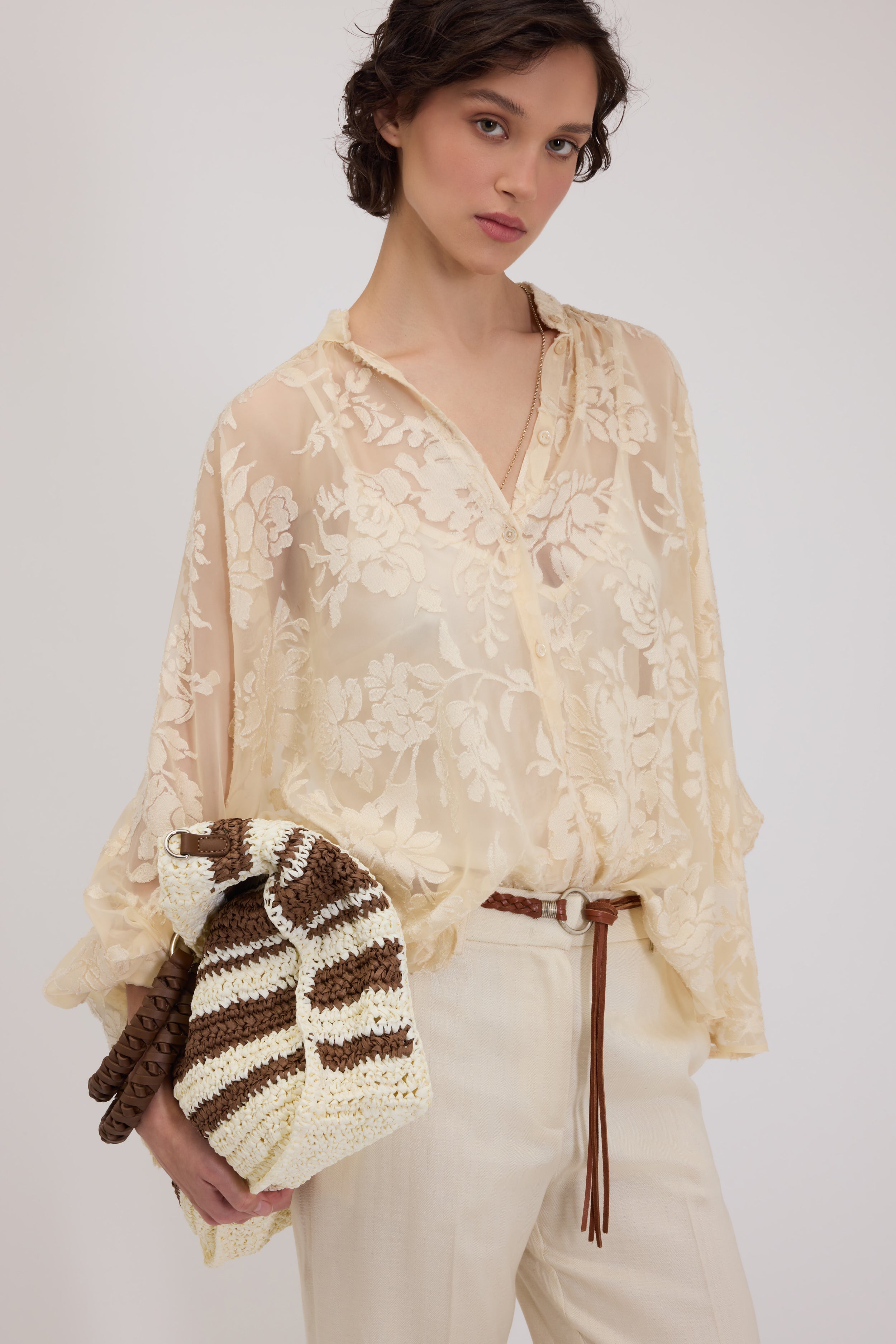 BLUSA AMPIA IN RASO DEVORÉ FLOREALE