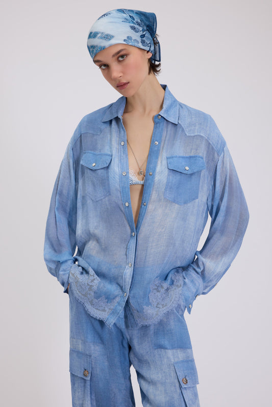 CAMICIA IN GEORGETTE STAMPA DENIM CON PIZZO RICAMATO